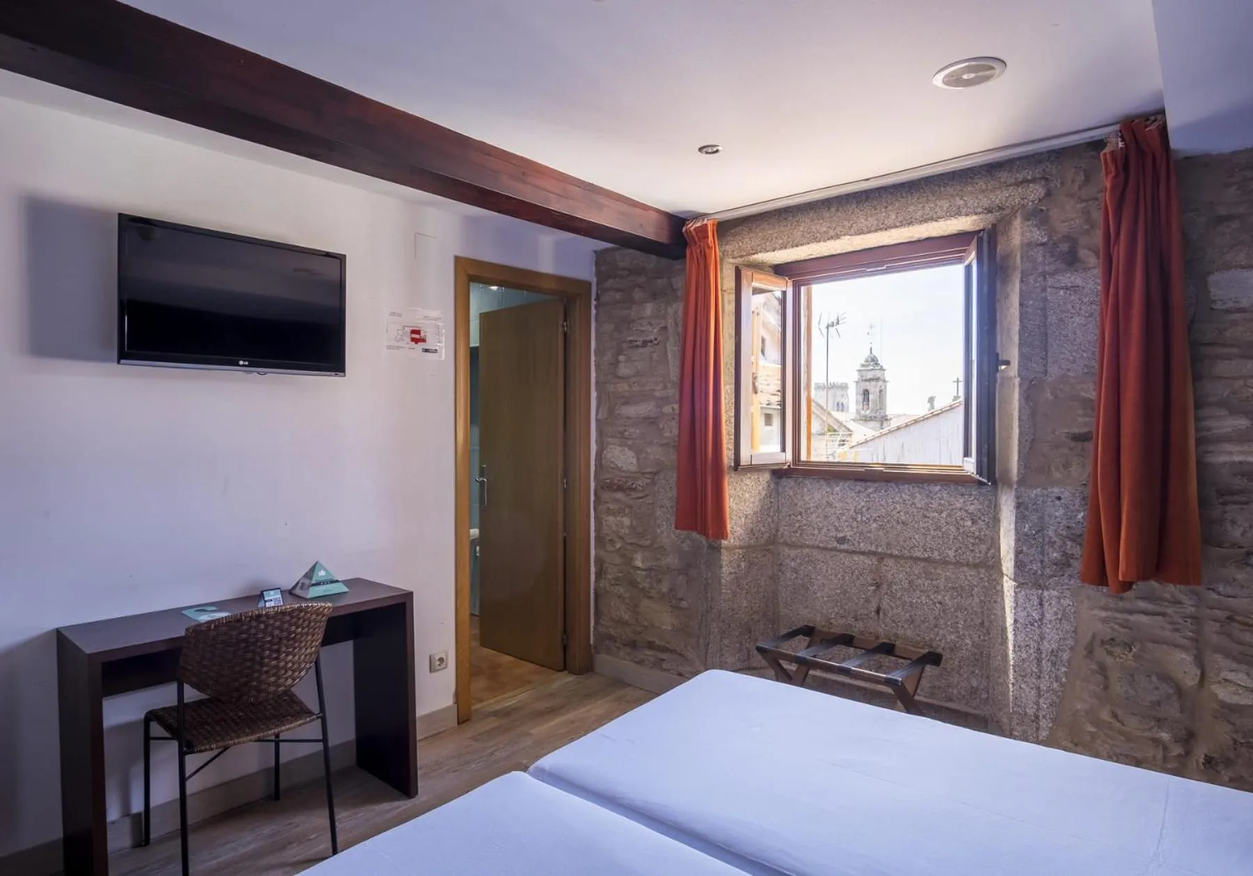 Double or Twin Room in Hotel Alda Algalia