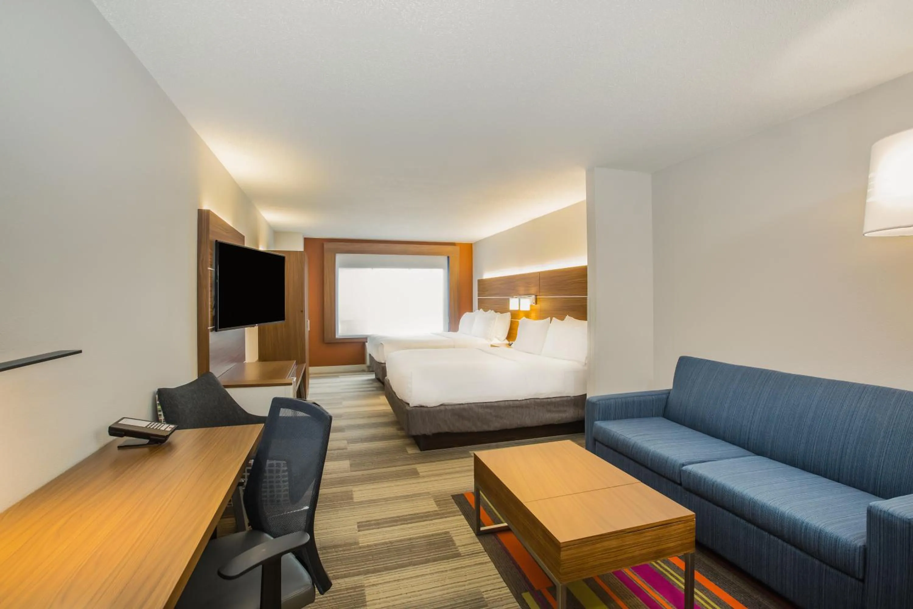 Queen Suite with Two Queen Beds and Sofa Bed in Holiday Inn Express & Suites Bellevue -Omaha Area- by IHG