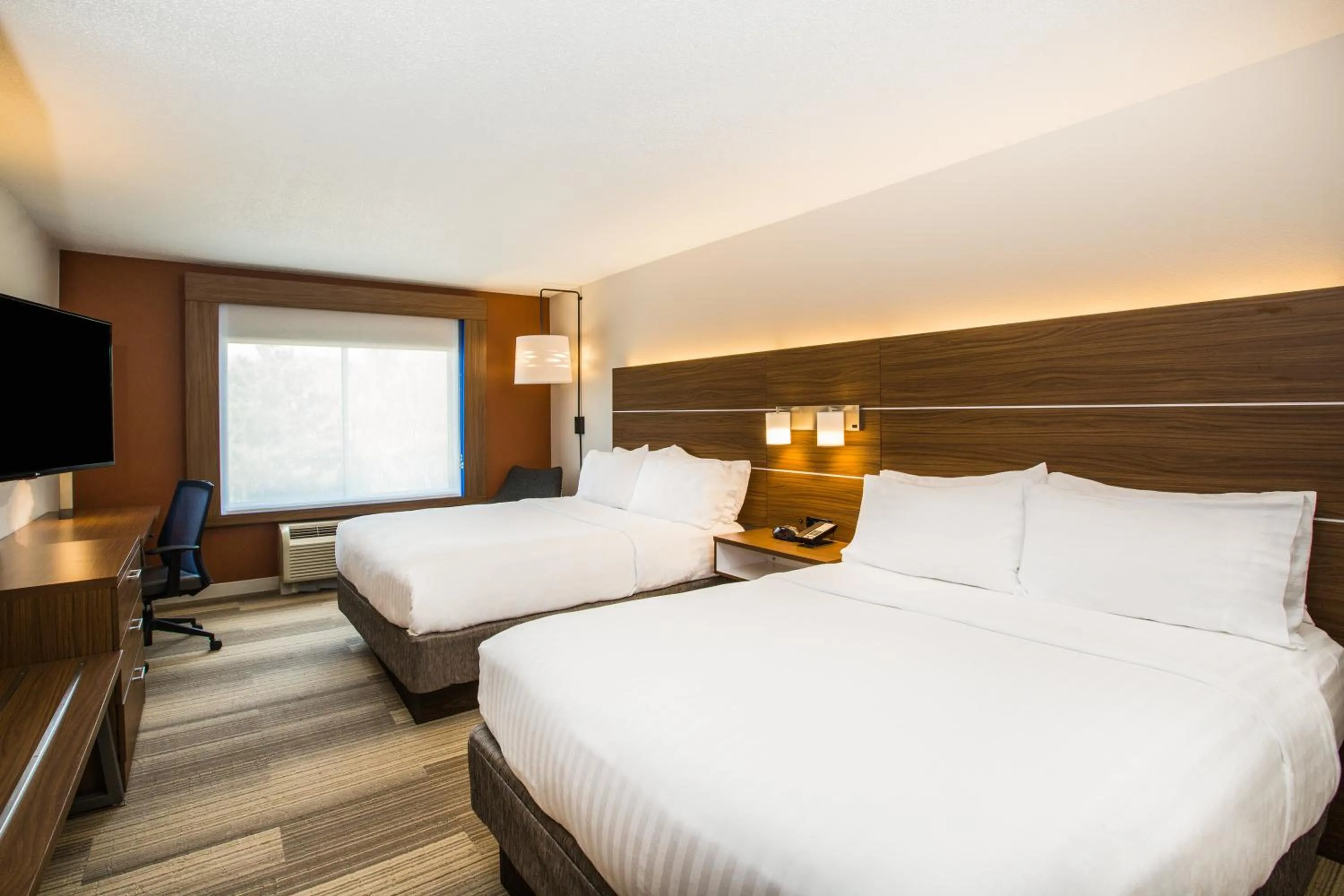 Standard Room with Two Queen Beds in Holiday Inn Express & Suites Bellevue -Omaha Area- by IHG