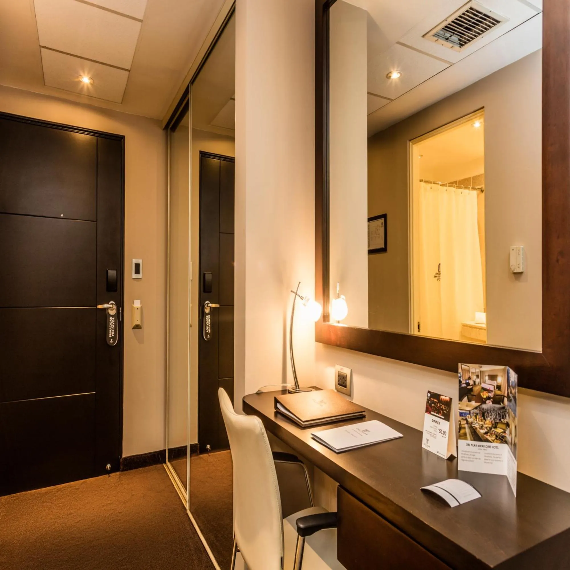 Standard Twin Room in Del Pilar Miraflores Hotel