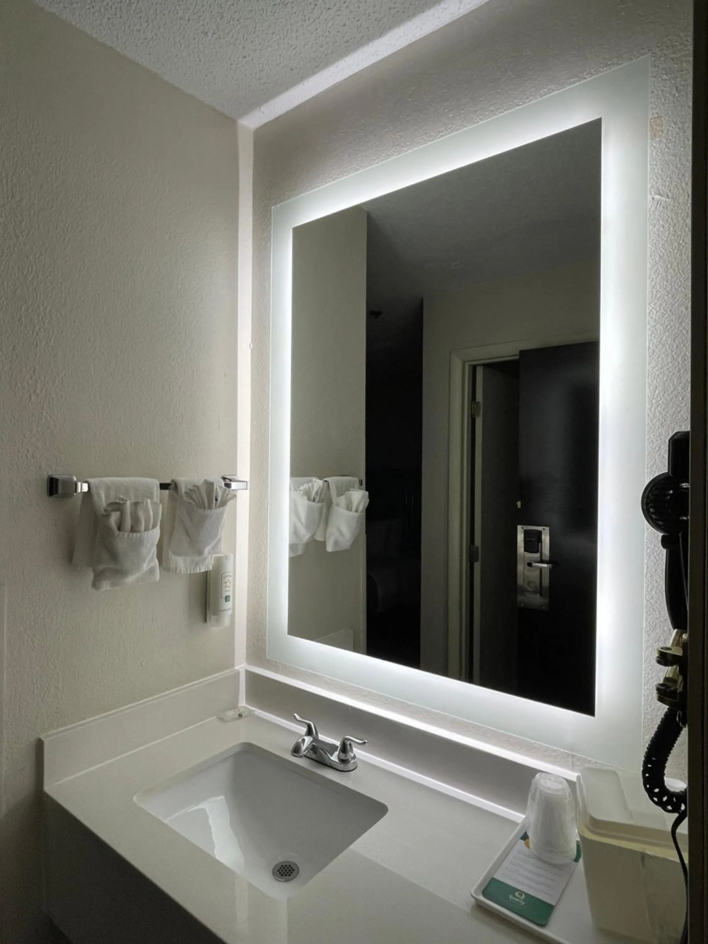 King Suite - Non Smoking in Quality Inn & Suites Clemmons I-40