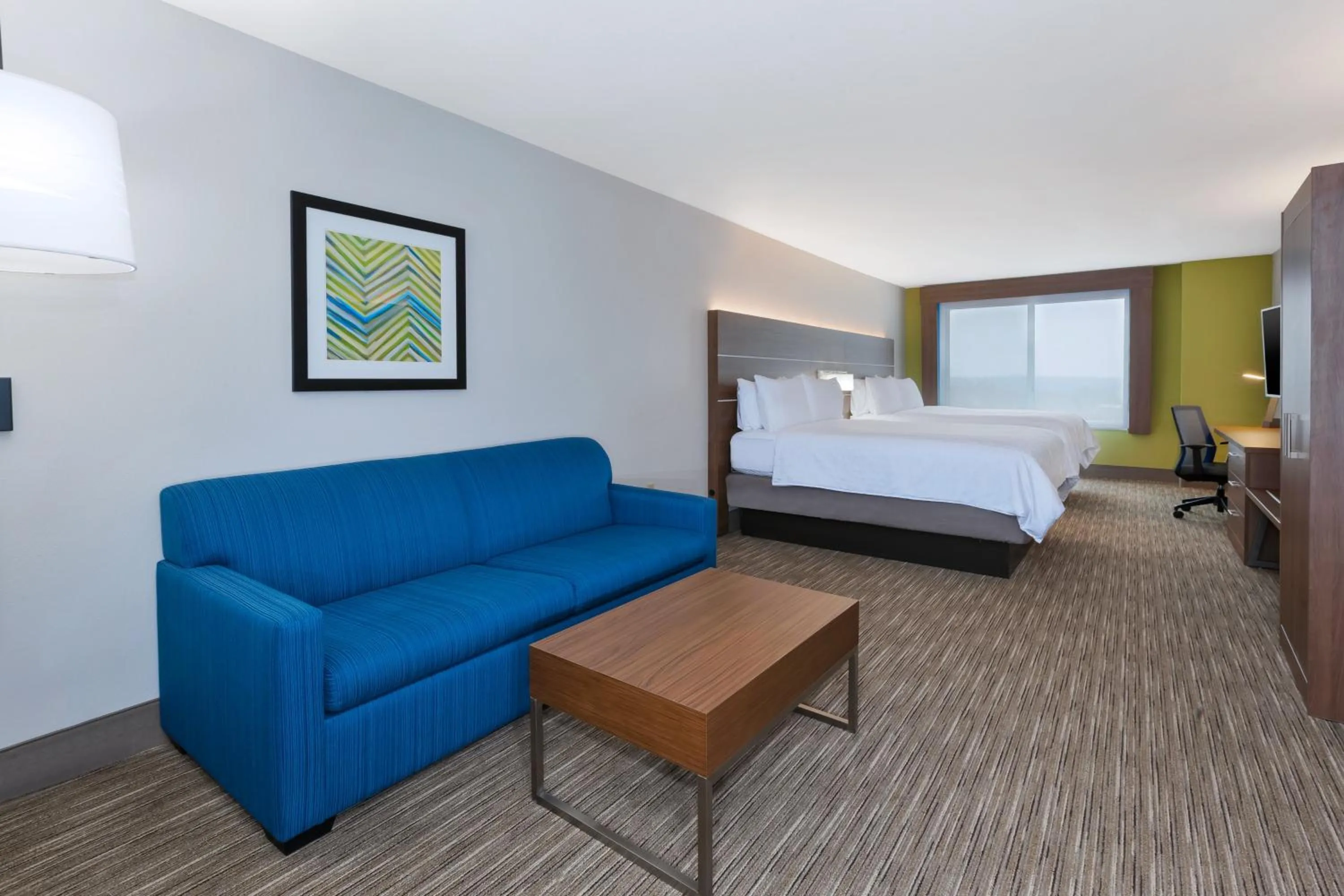 Queen Suite with Two Queen Beds in Holiday Inn Express & Suites Dayton South Franklin by IHG