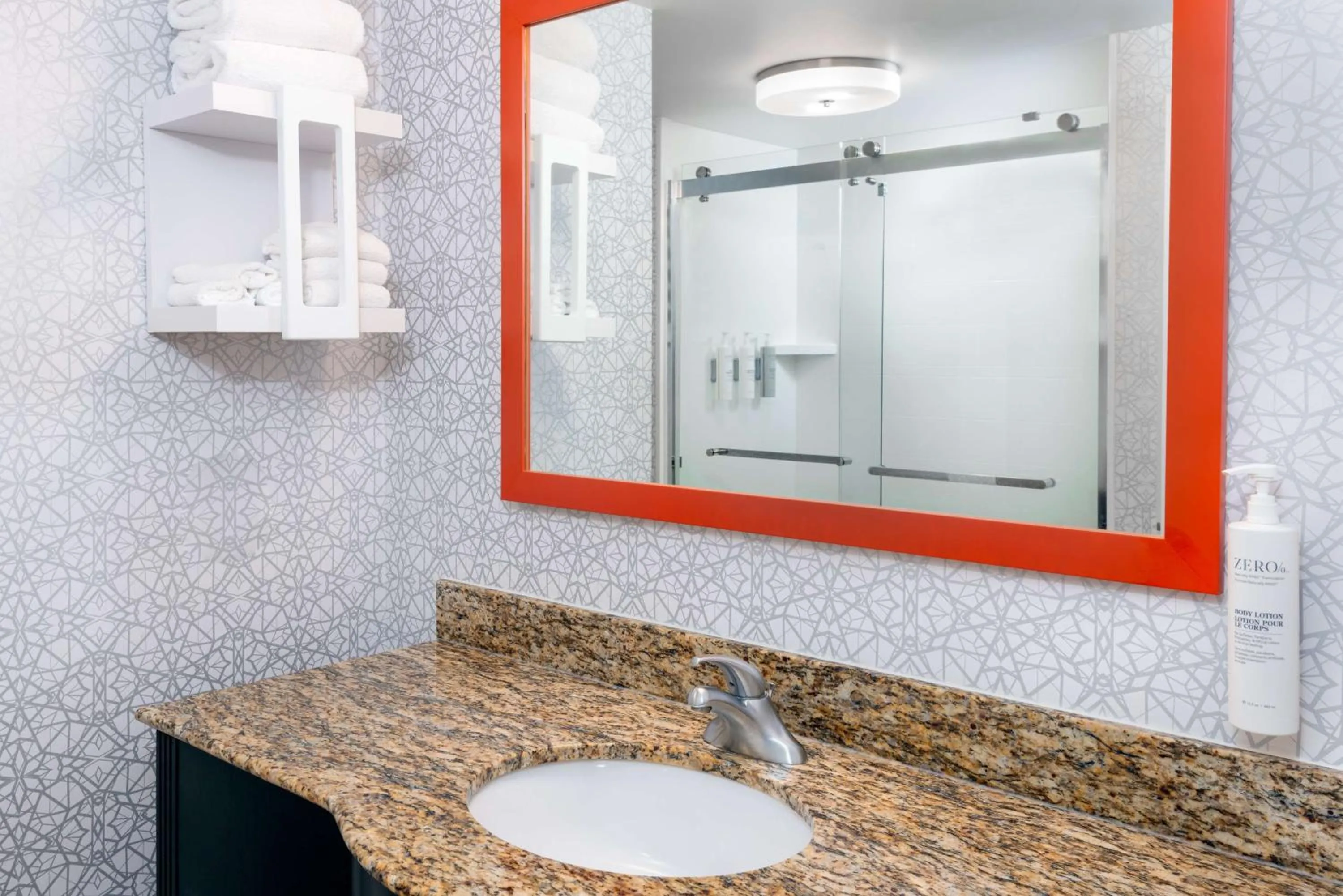 King Room with Shower - Non-Smoking in Hampton Inn & Suites Murfreesboro