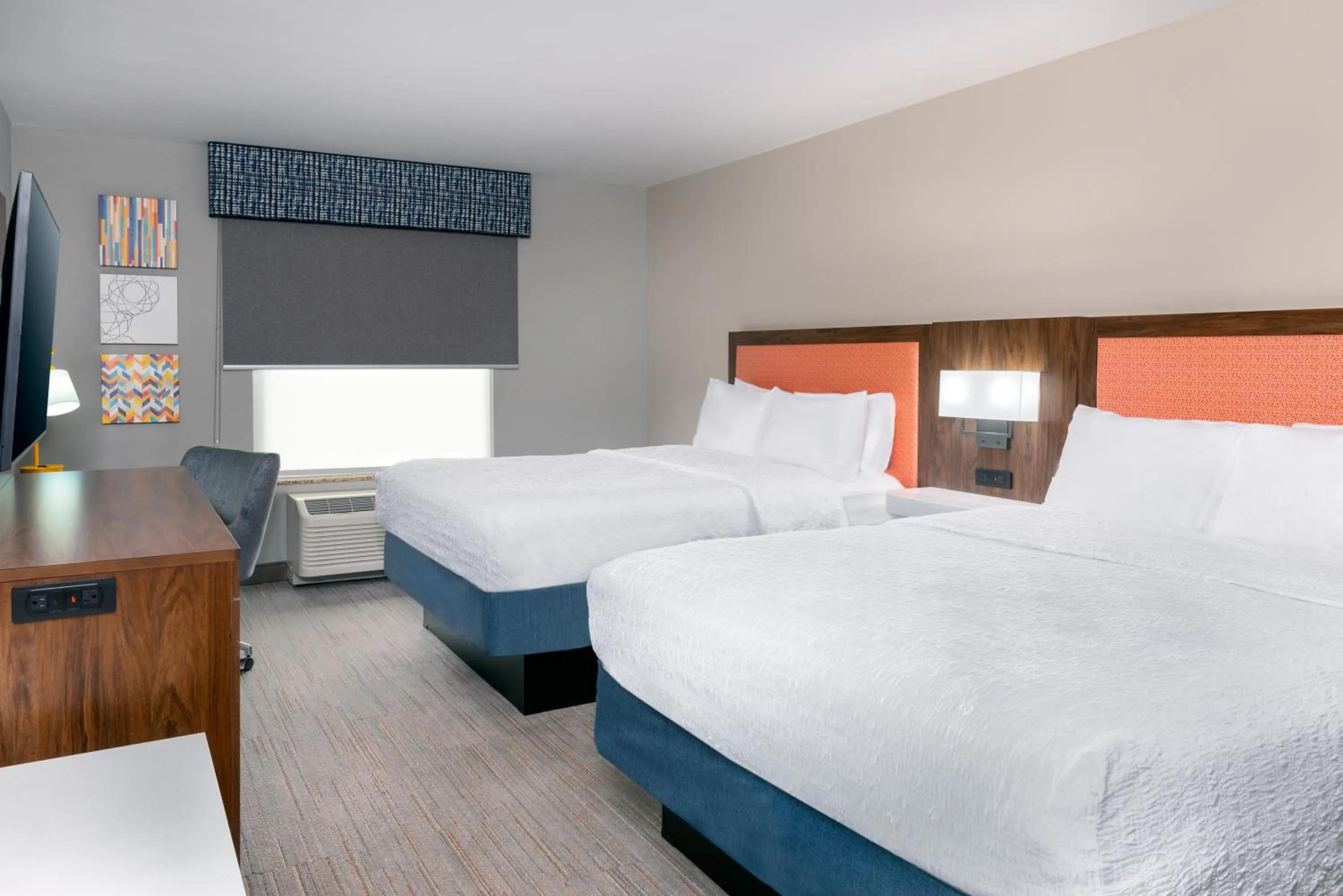 Deluxe Queen Room with Two Queen Beds - Non-Smoking in Hampton Inn & Suites Murfreesboro