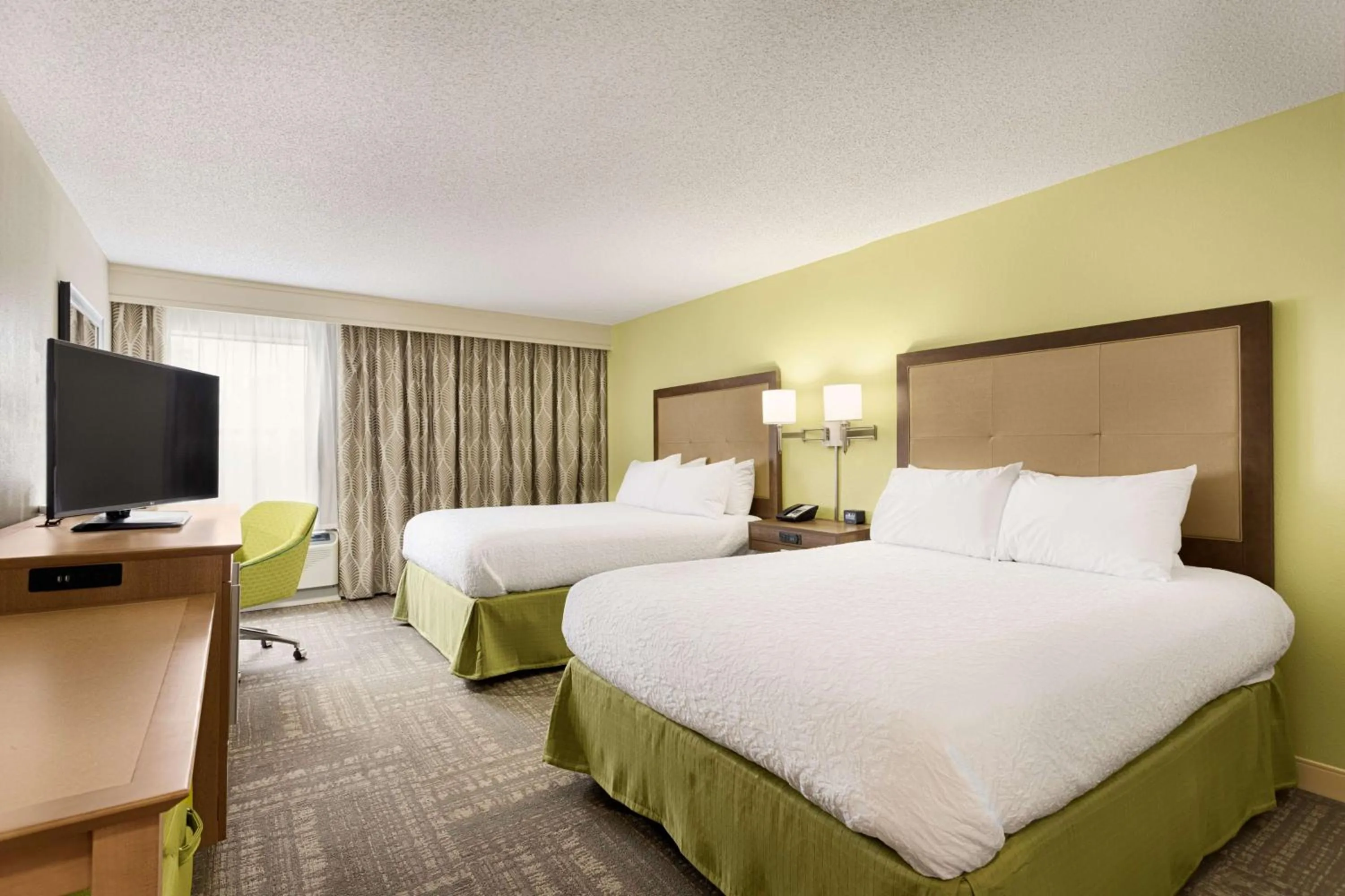 Queen Room with Two Queen Beds - Non-Smoking in Hampton Inn Pawleys Island