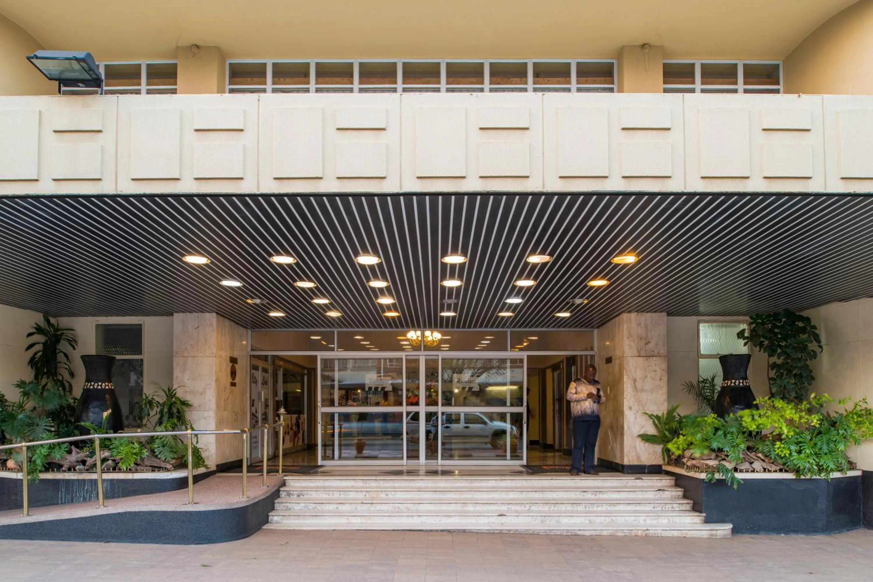 Standard Twin Room in Bulawayo Rainbow Hotel