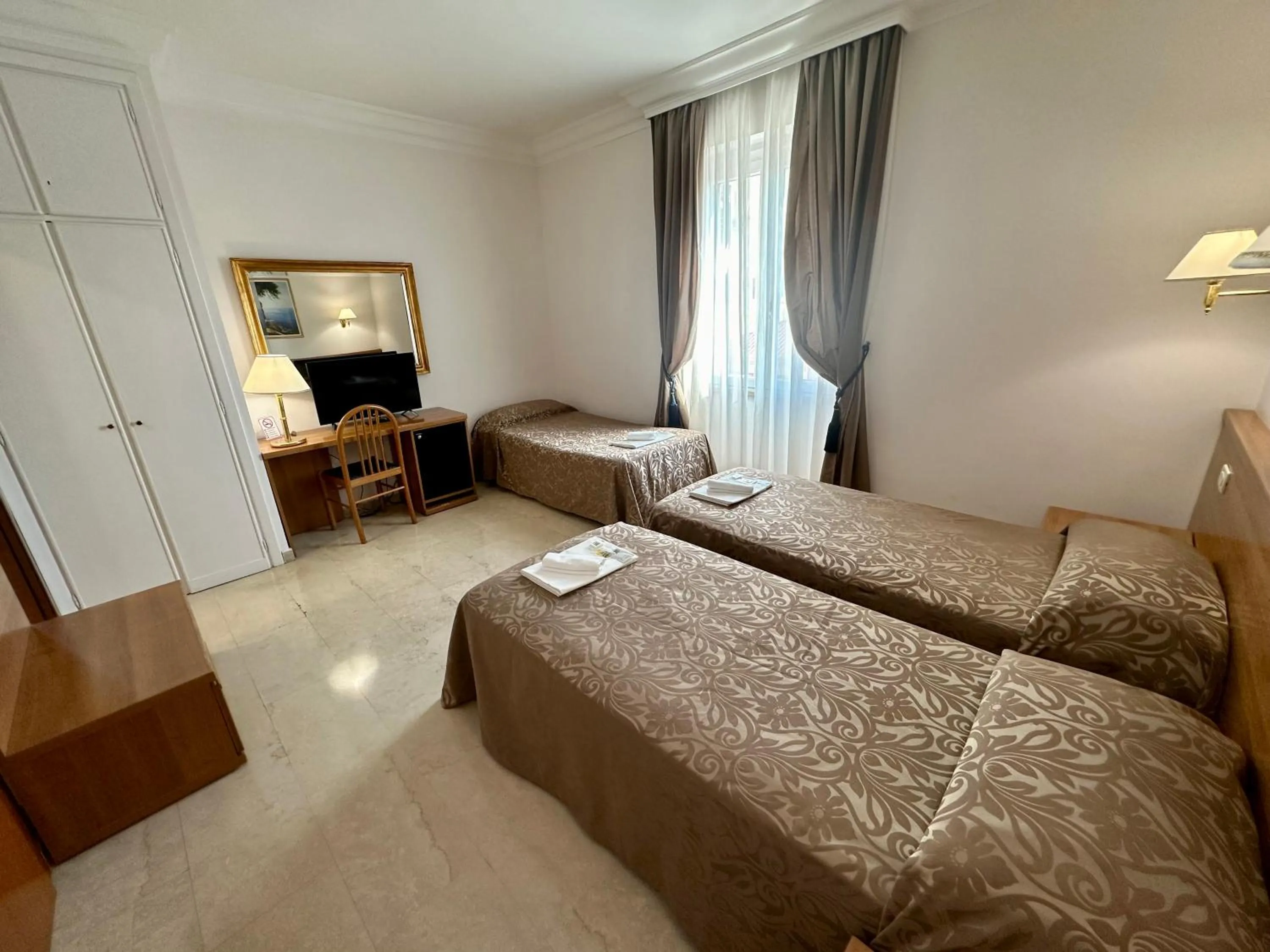 Double or Twin Room - single occupancy in Hotel Principe Di Piemonte