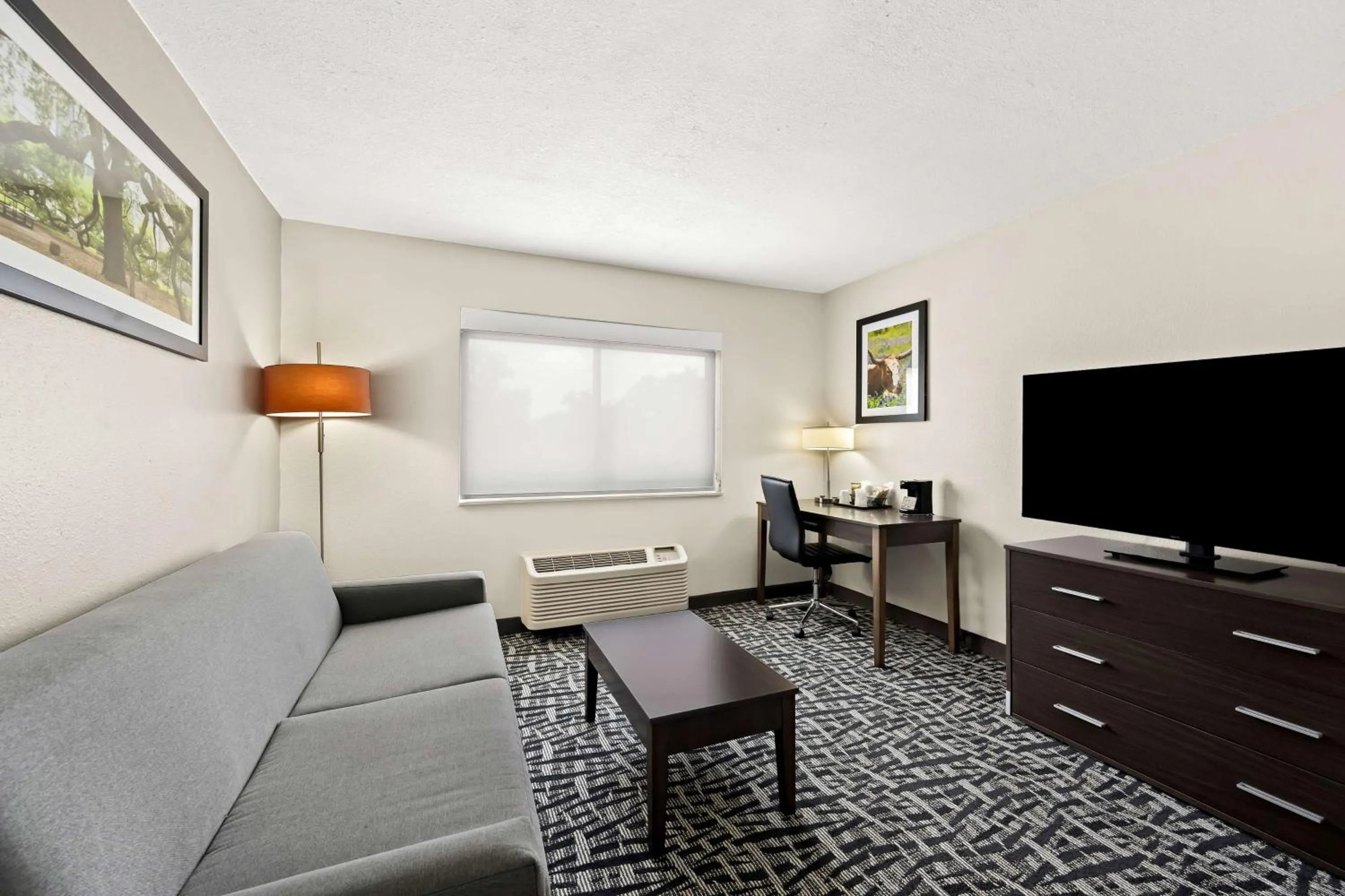 King Suite with Sofa Bed - Non-Smoking in Best Western Bryan College Station