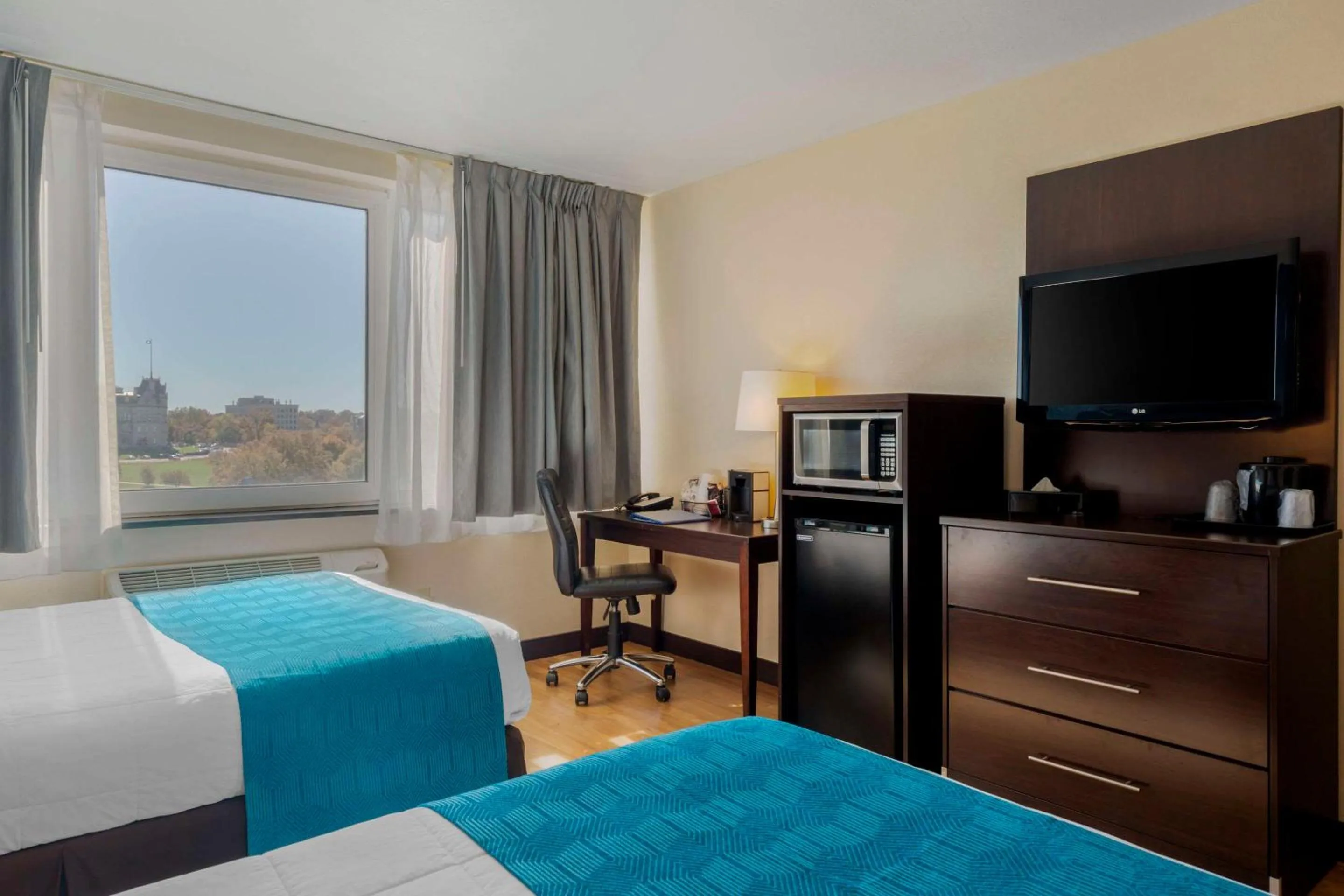 Premium Double Room with Two Double Beds - single occupancy - Non-Smoking in The Capitol Hotel