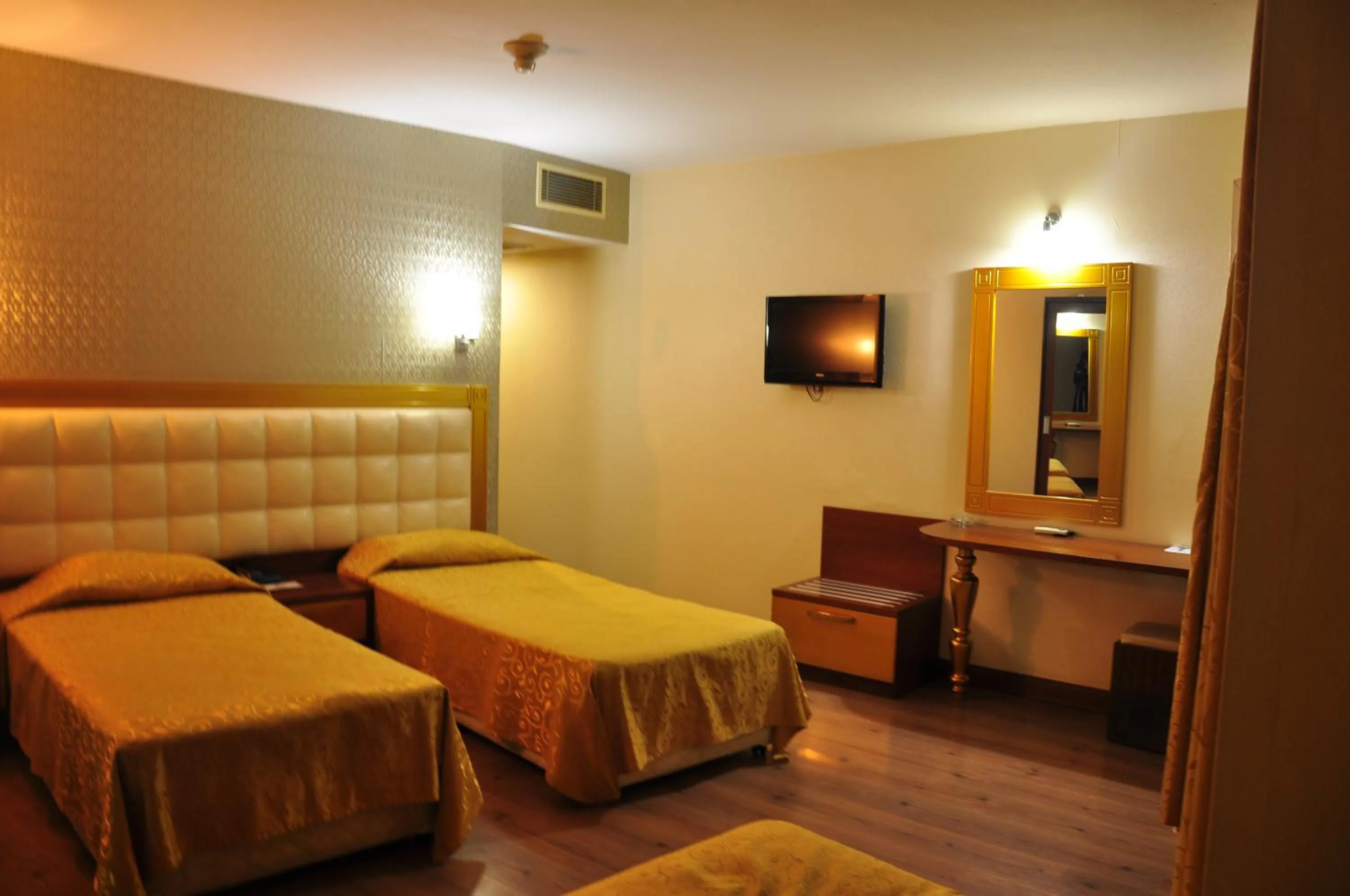 Single Room with Balcony in Kayalar Hotel