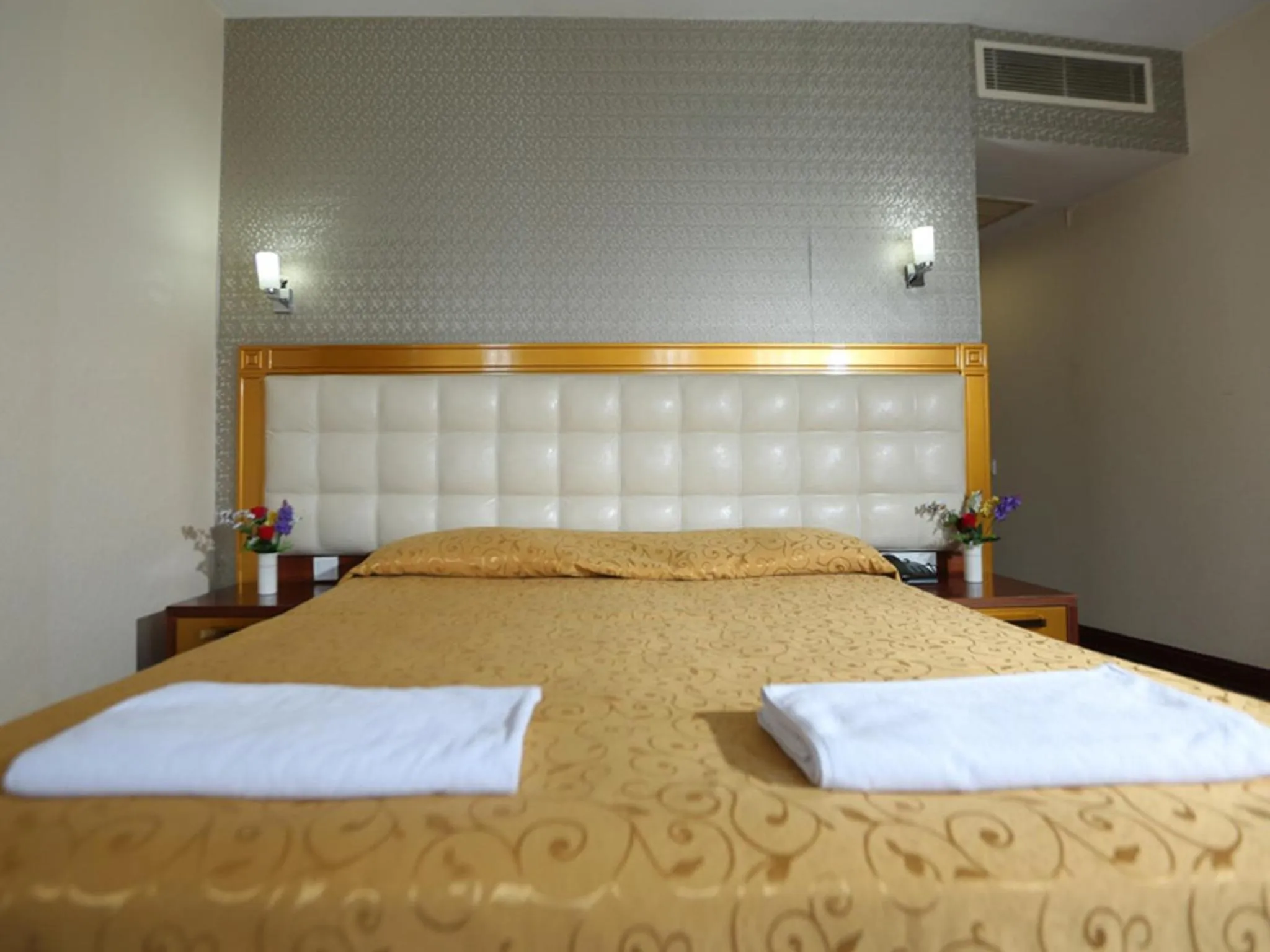 Double or Twin Room in Kayalar Hotel