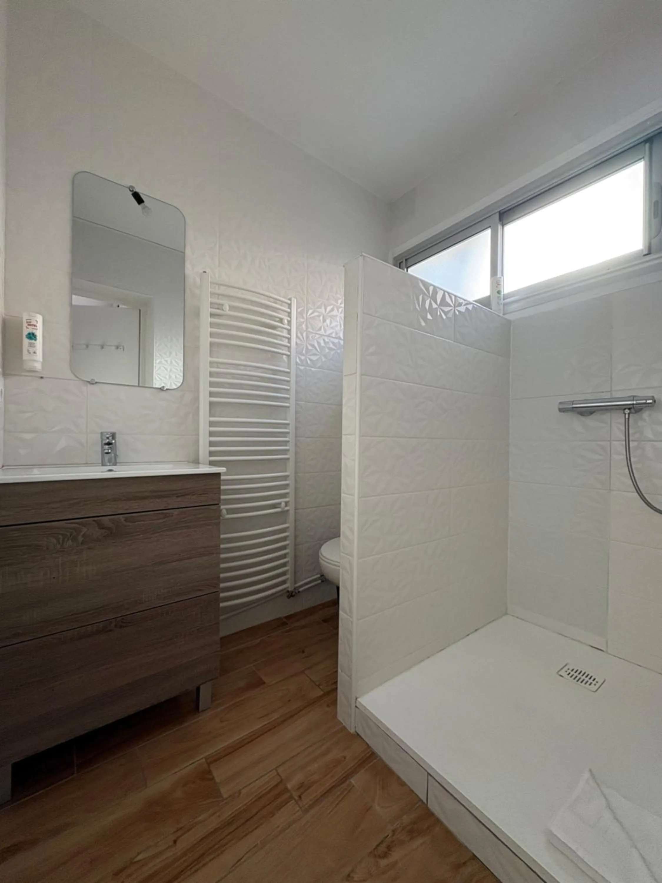 Studio with Balcony in Cit'hôtel Le Chris'tel hôtel et restaurant