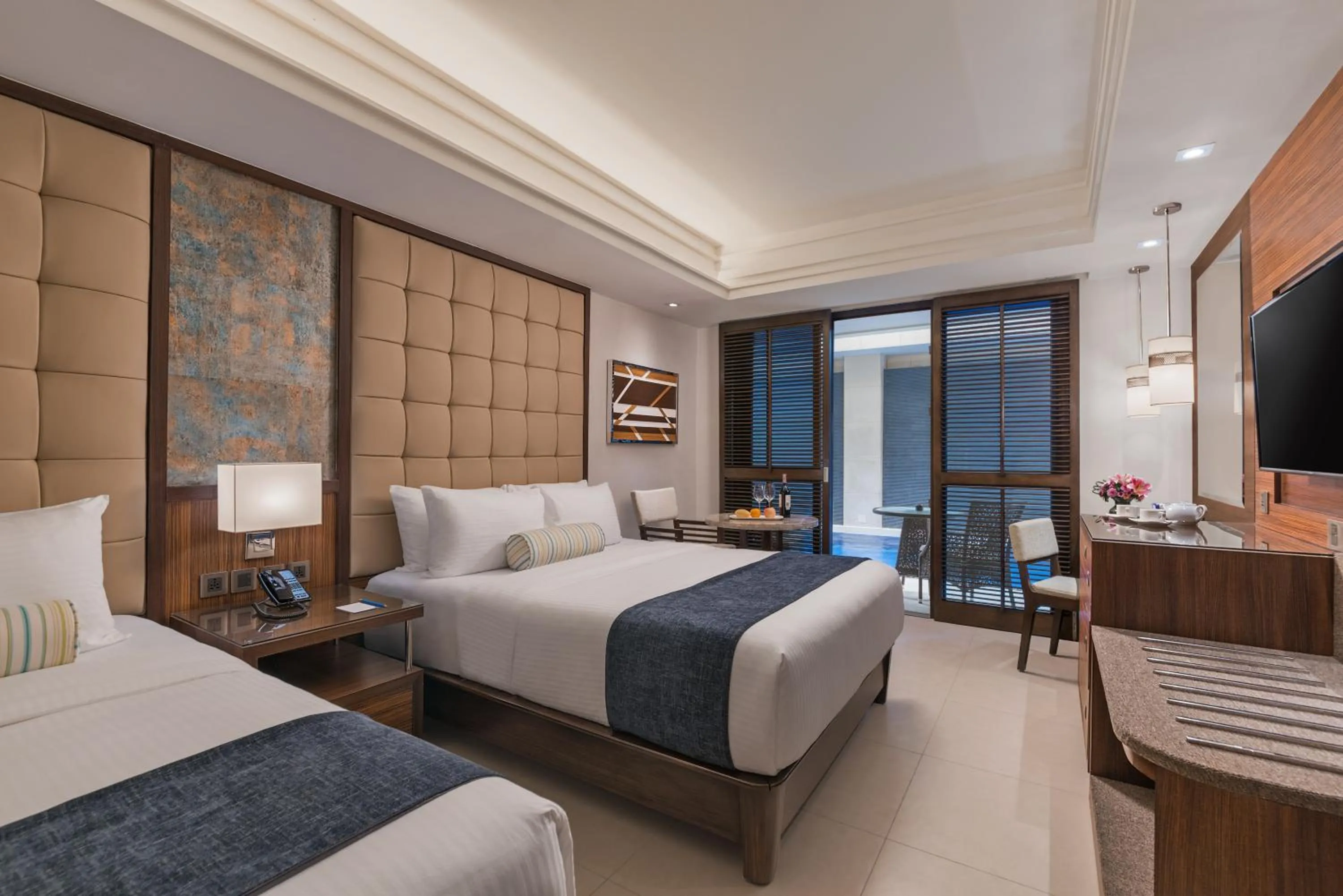 Premier Room with Pool Access (Beach Wing) in Henann Prime Beach Resort