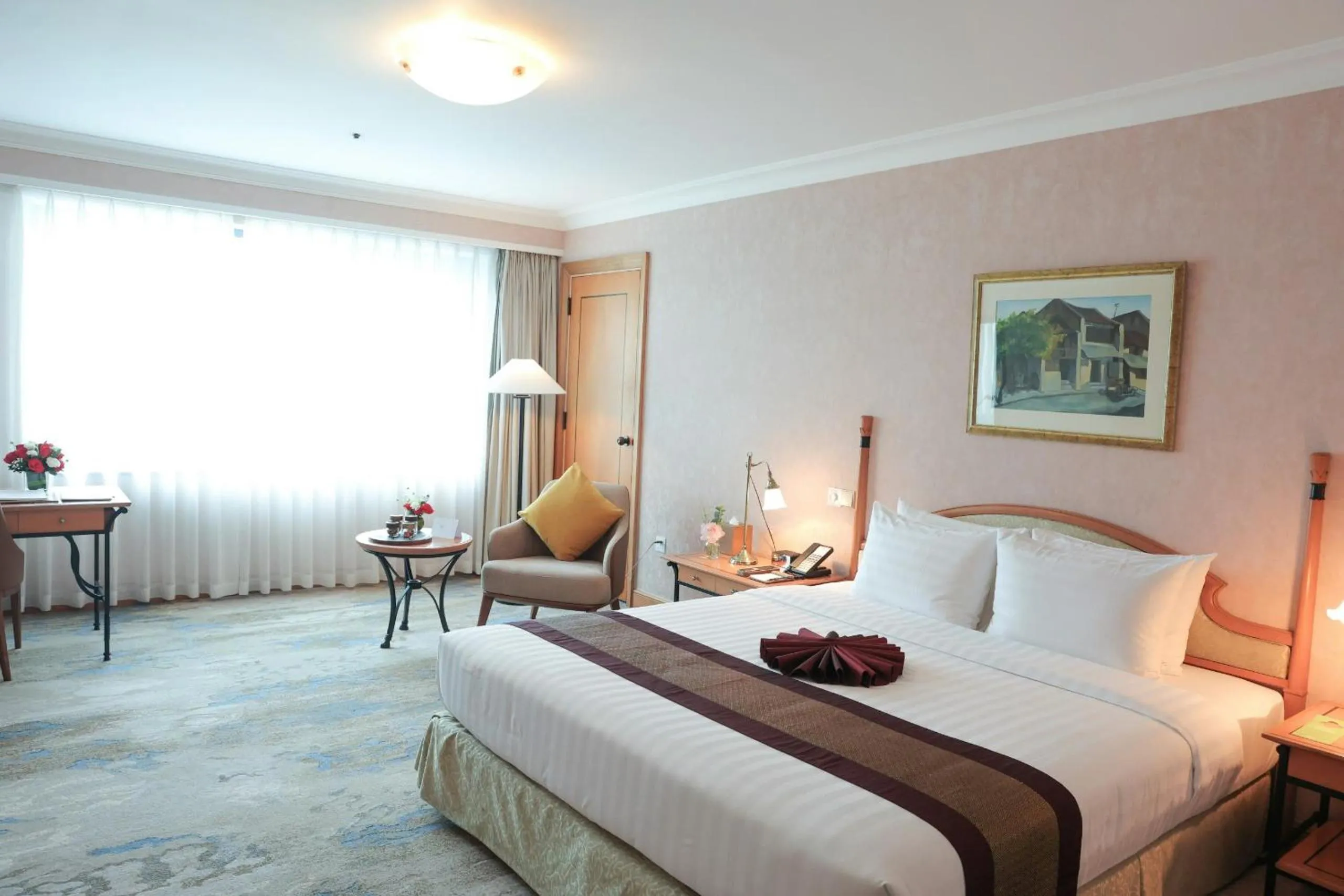 Club Double or Twin Room in Hanoi Daewoo Hotel