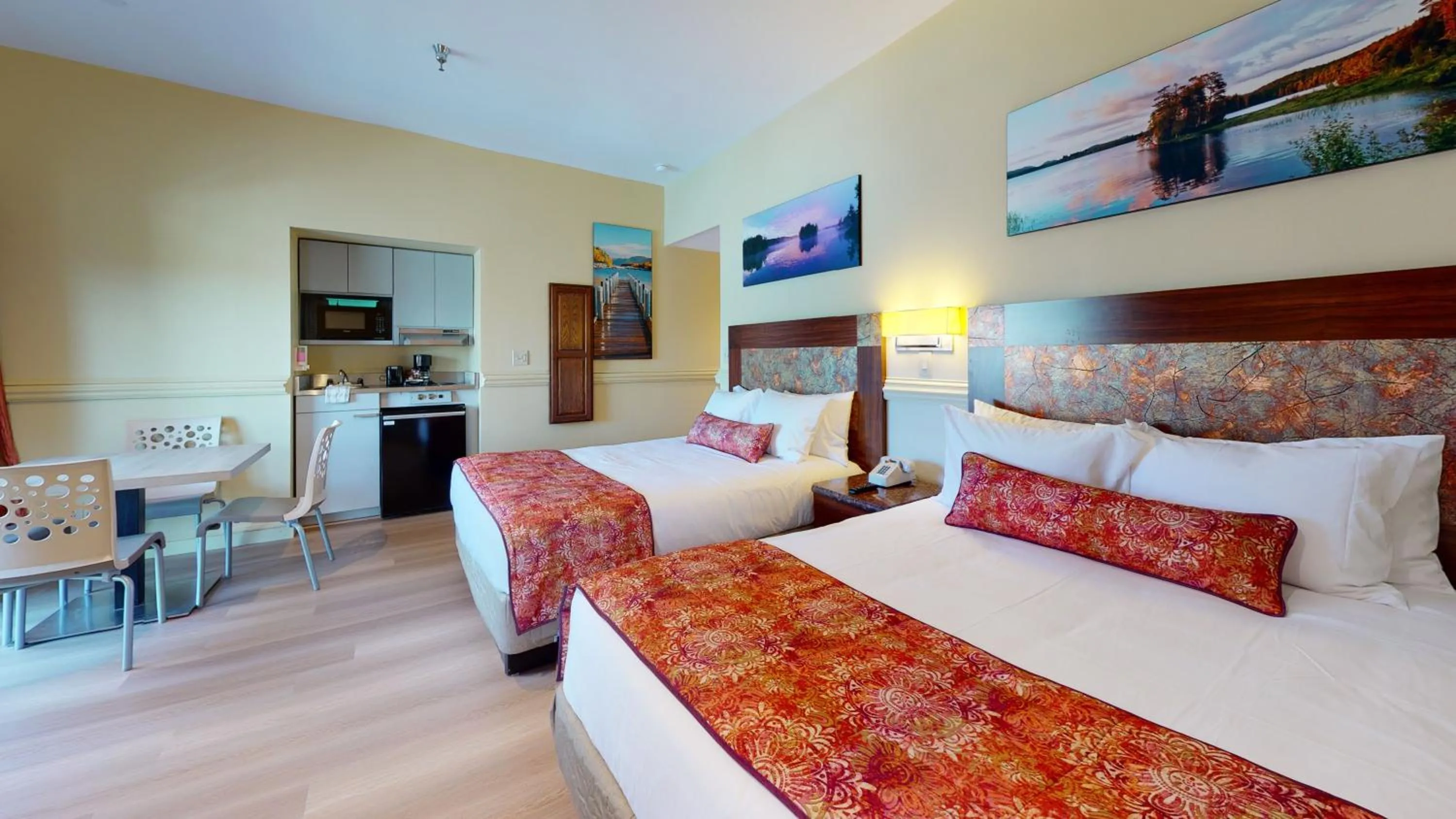 Junior Suite with Balcony - Lakeview  in Surfside On The Lake