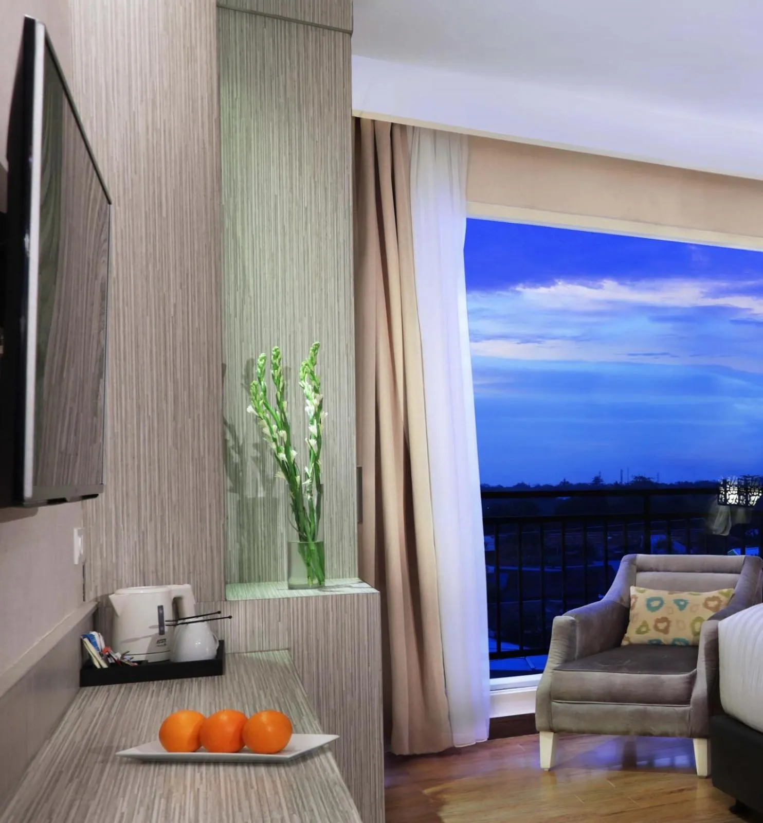 Superior Twin Room in Harper Perintis by ASTON