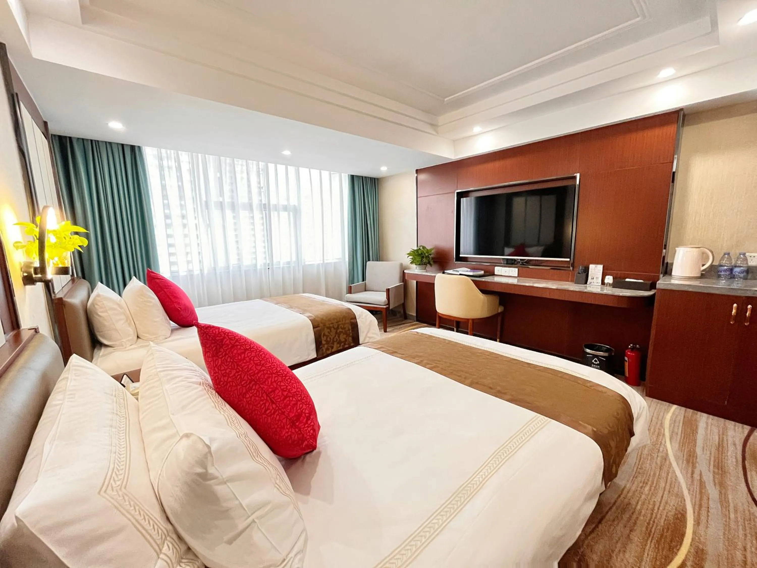 Business Twin Room in Skyline Plaza Hotel Guangzhou