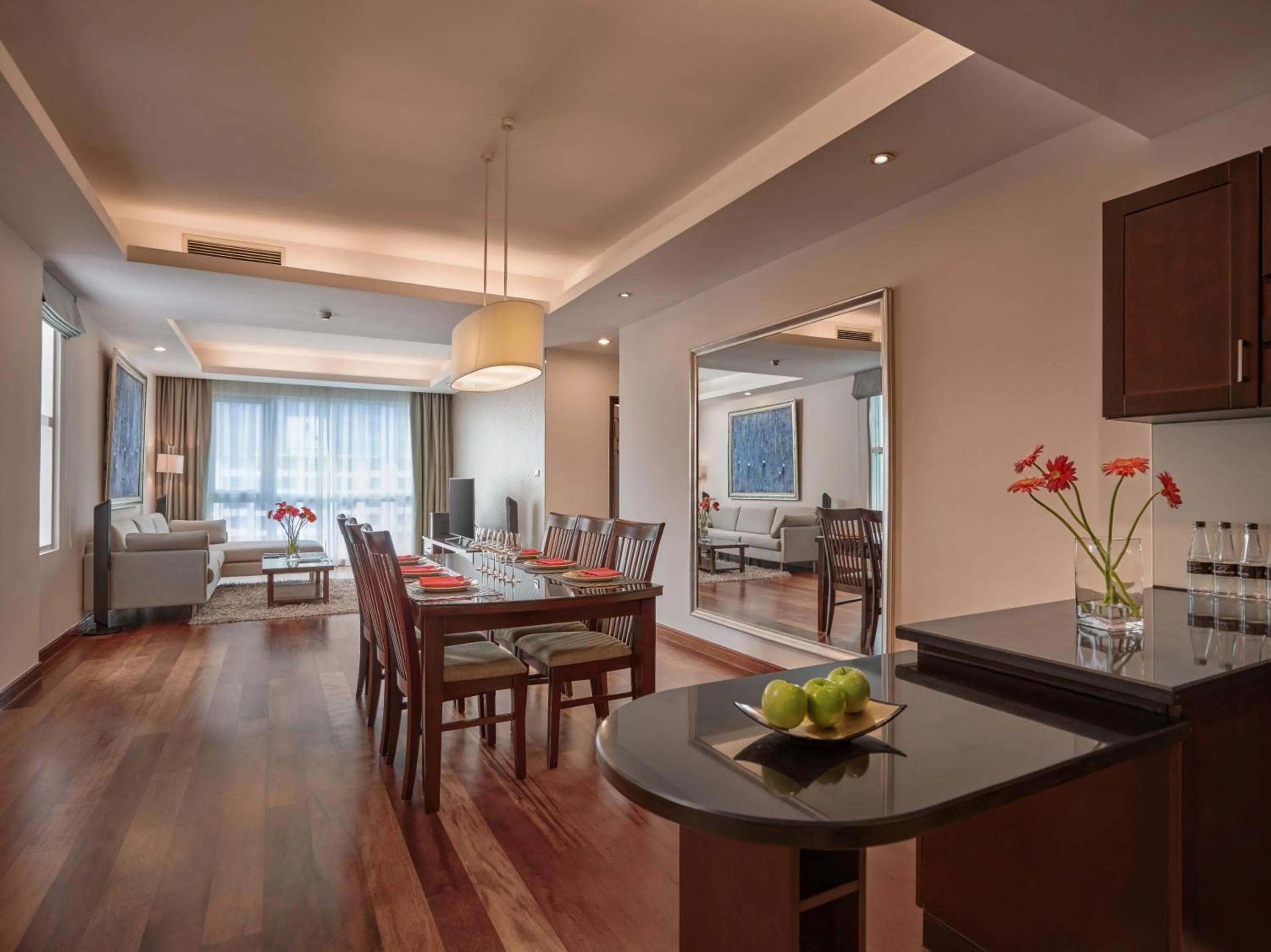 Suite in Fraser Suites Hanoi