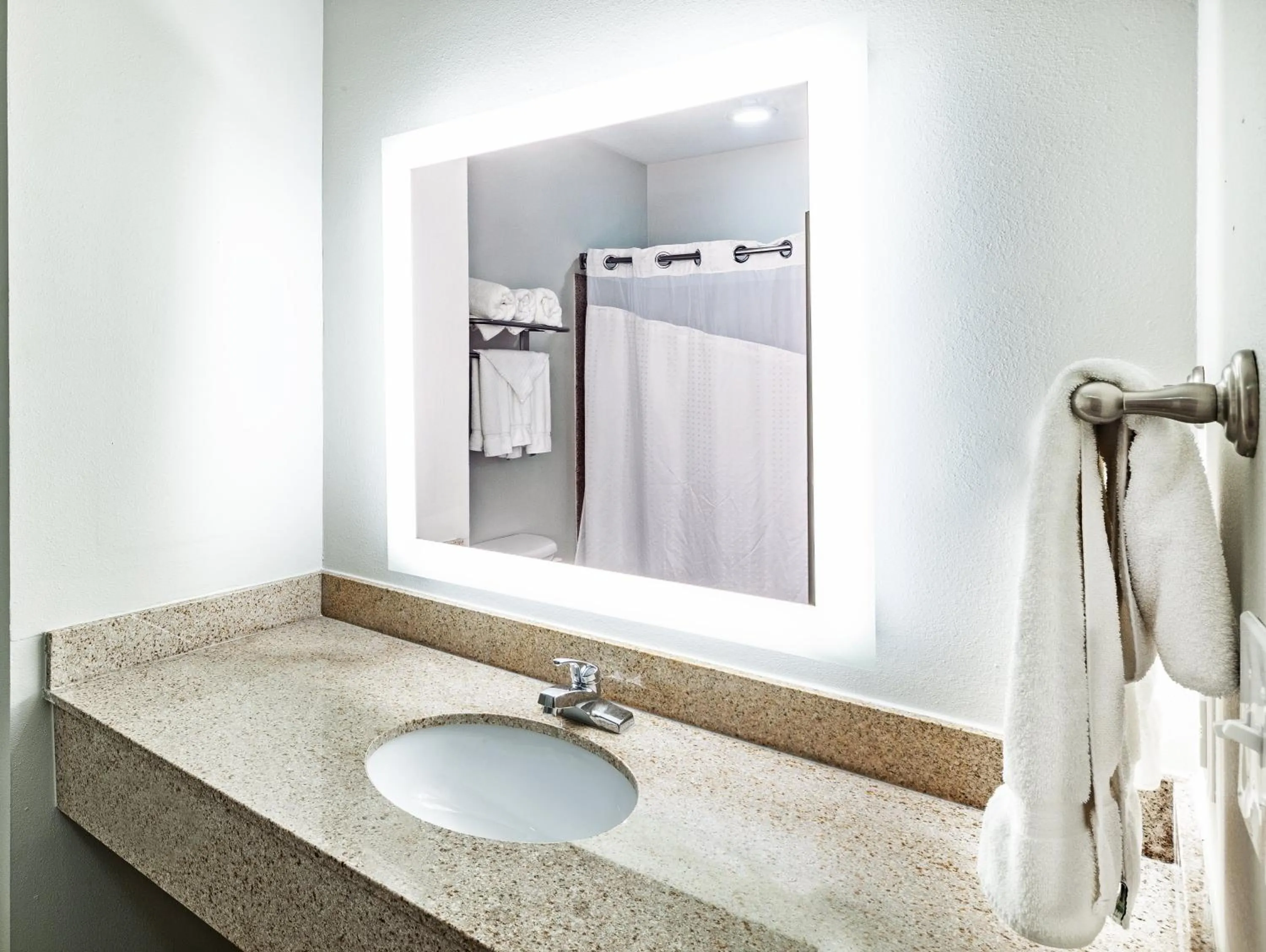 One-Bedroom King Suite in Holiday Inn Express Hotel and Suites Shreveport South Park Plaza by IHG