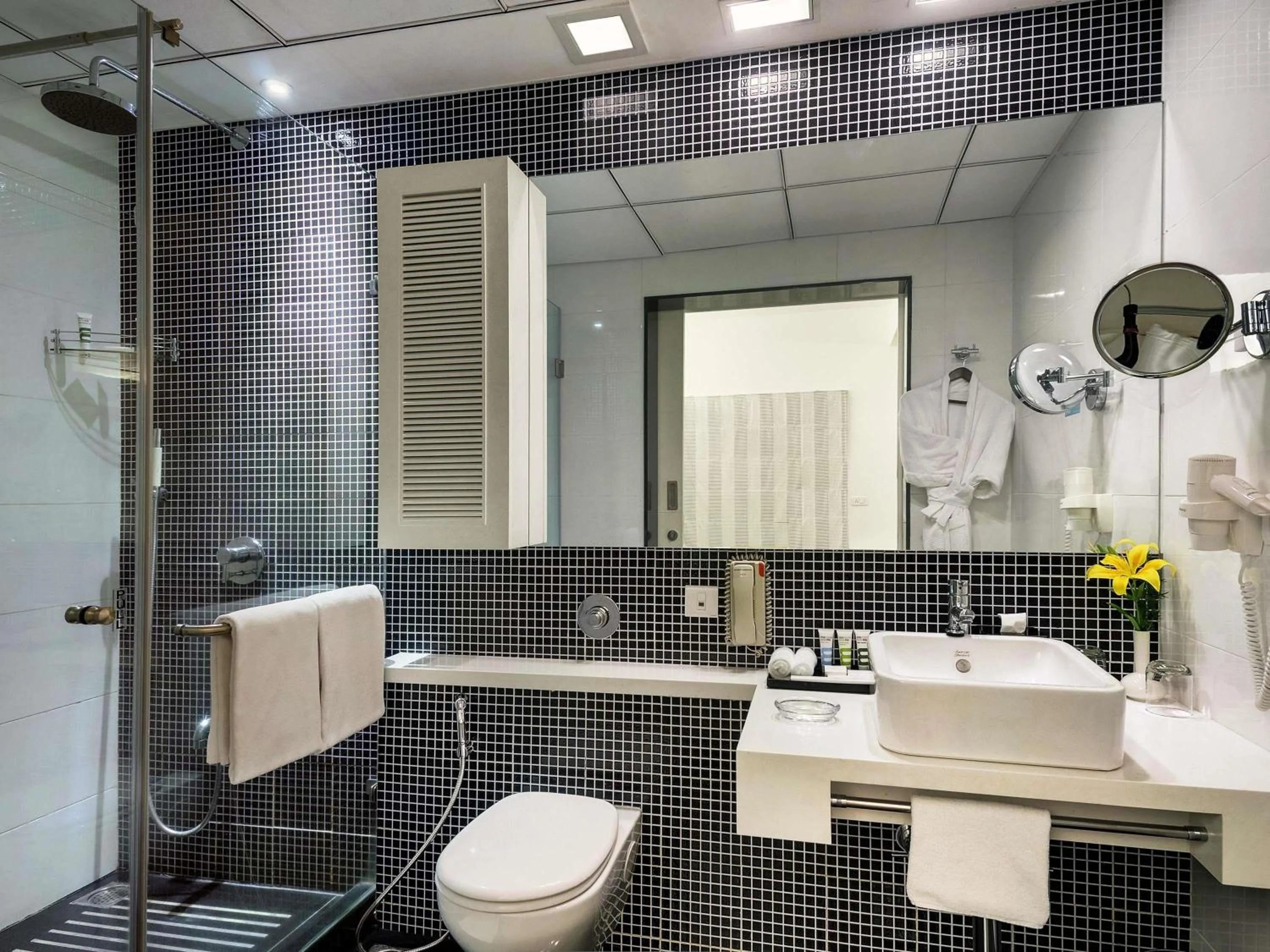 One Bedroom Suite without Balcony with 20% discount on food and soft beverages and spa - single occupancy in Grand Mercure Bangalore - An Accor Brand