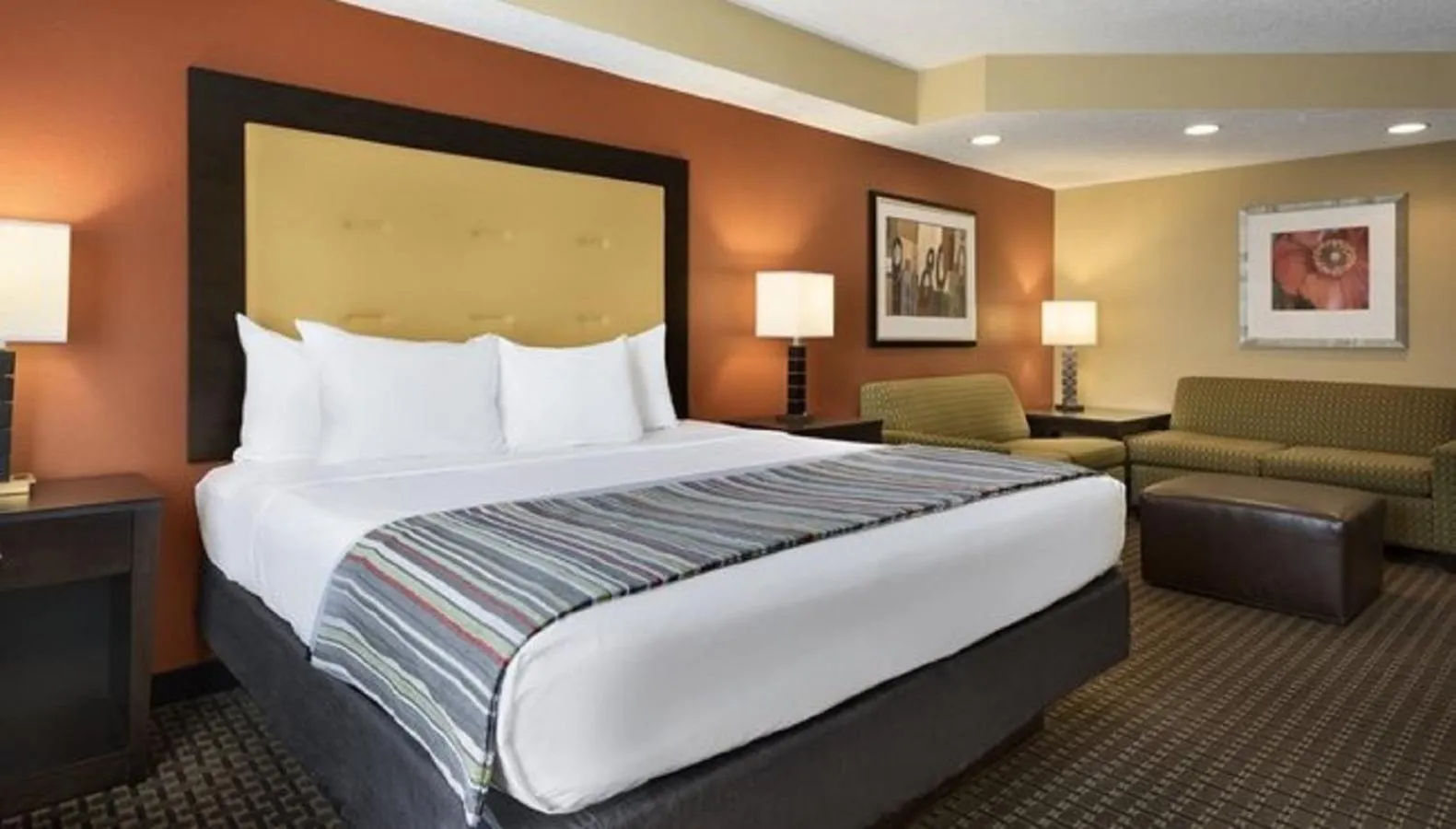 King Suite with Whirlpool - Non-Smoking in Country Inn & Suites by Radisson, Evansville, IN