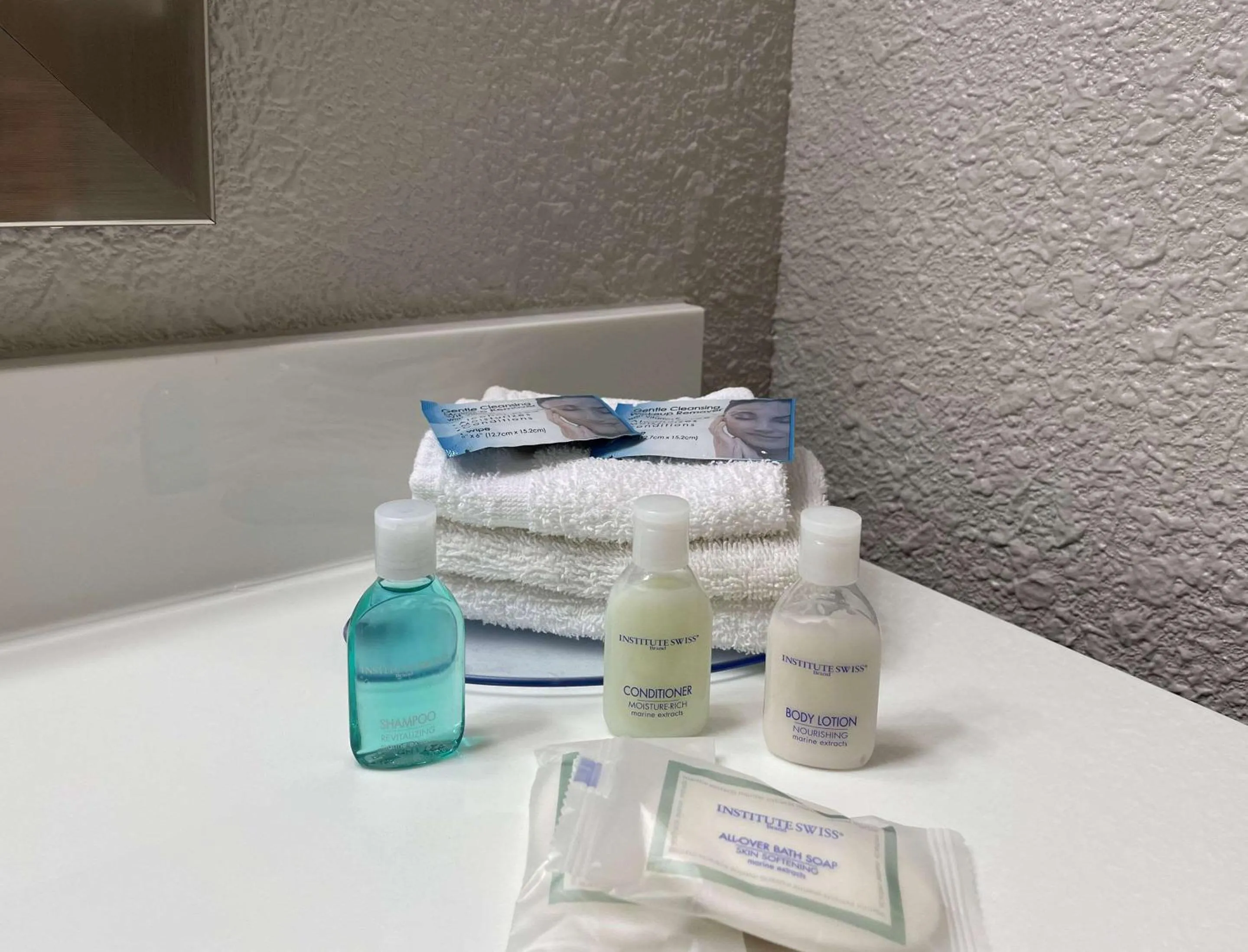 King Suite with Sofa Bed - Non-Smoking in Clarion Inn Fairborn - Dayton near Wright Patterson