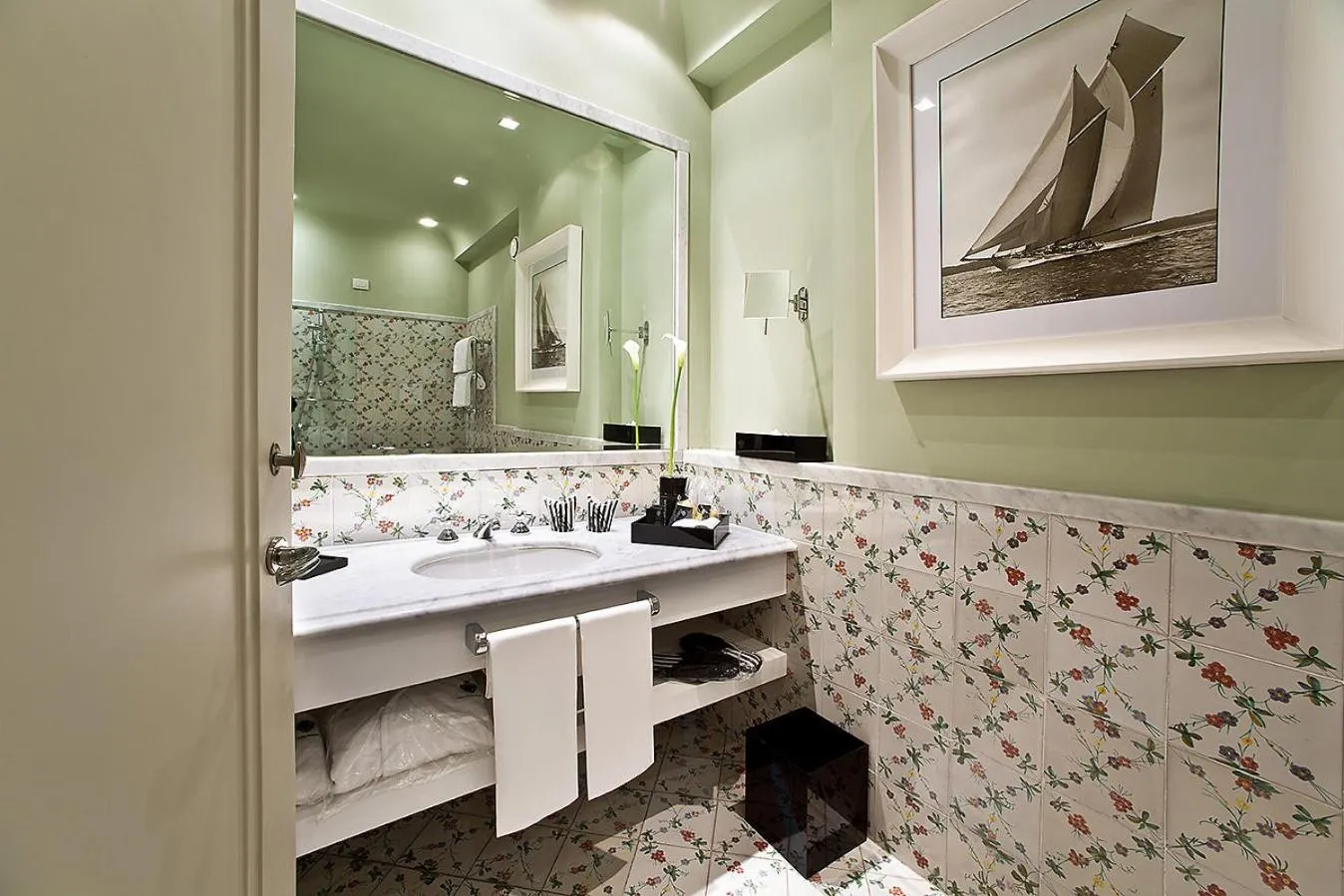 Superior Double or Twin Room with Balcony and Sea View - single occupancy in Regina Isabella-Resort Spa Restaurant