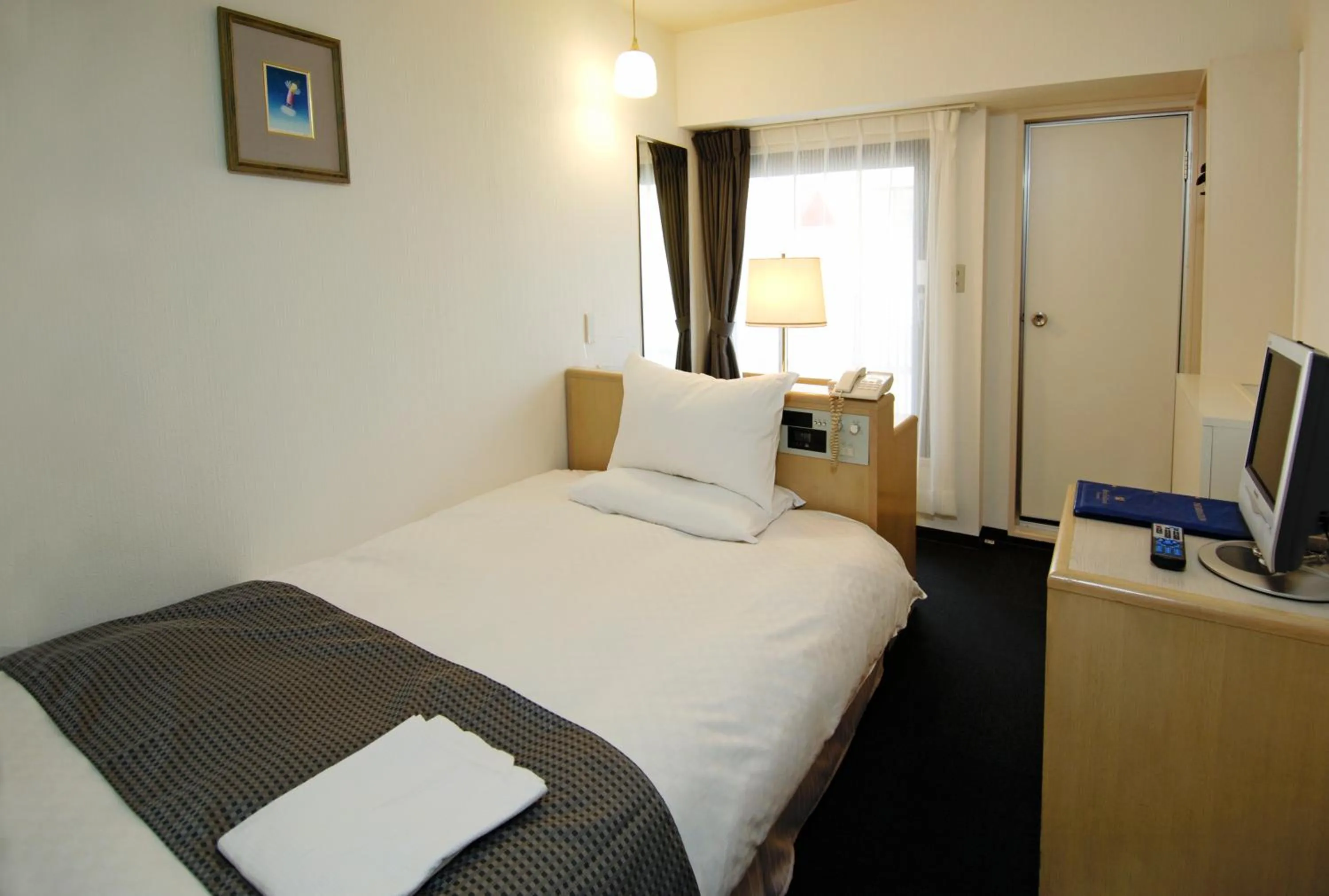 Economy Single Room - Non-Smoking in Hotel The Centre Utsunomiya