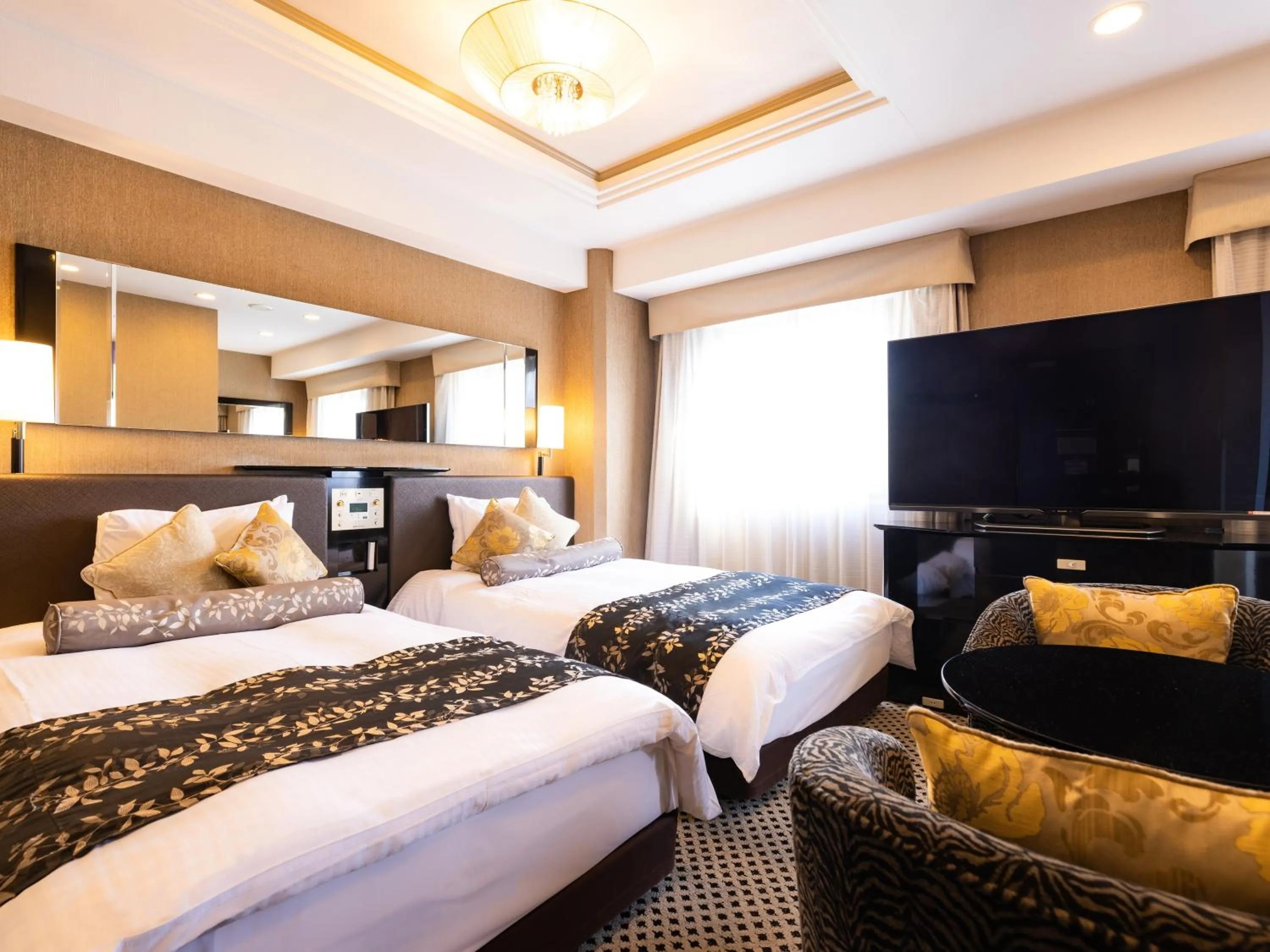 Twin Room - Non-Smoking in APA Hotel Ginza Shintomicho Ekimae Kita