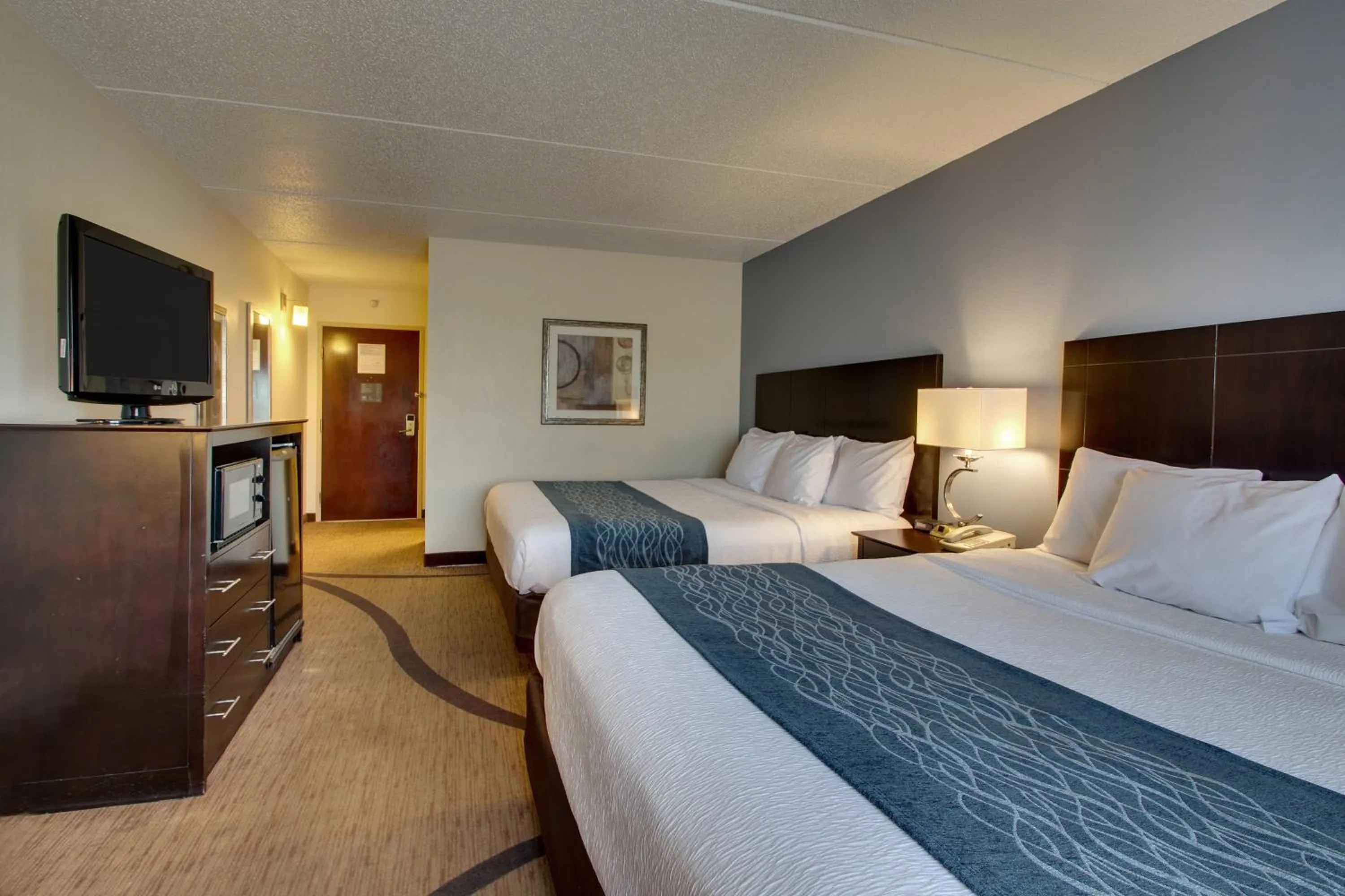 King Room with Two King Beds in Greenfield Inn & Suites Owensboro, KY Airport
