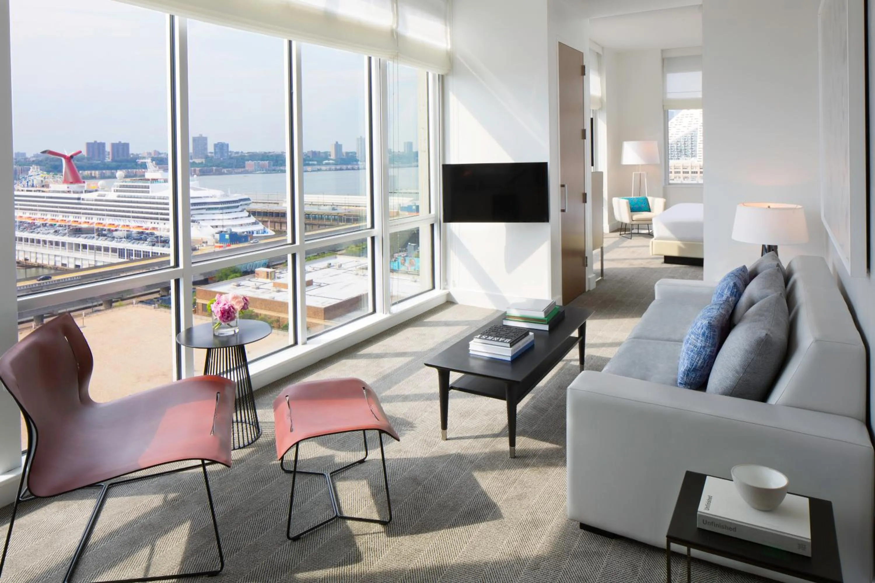 Hudson Suite in Ink 48 Hotel