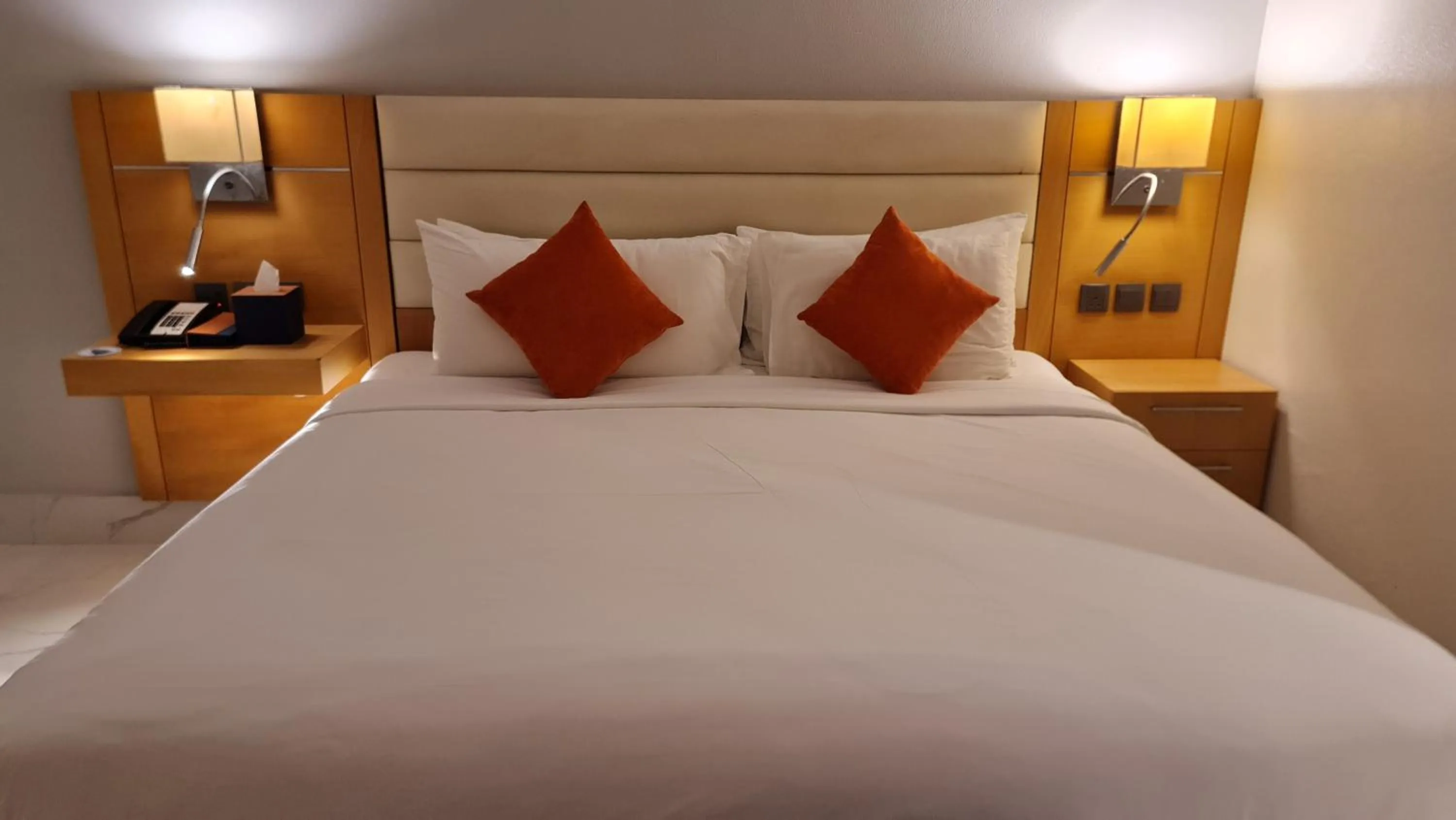 Deluxe King Room - Non-Smoking in Mena Holiday Beach Resort Half Moon