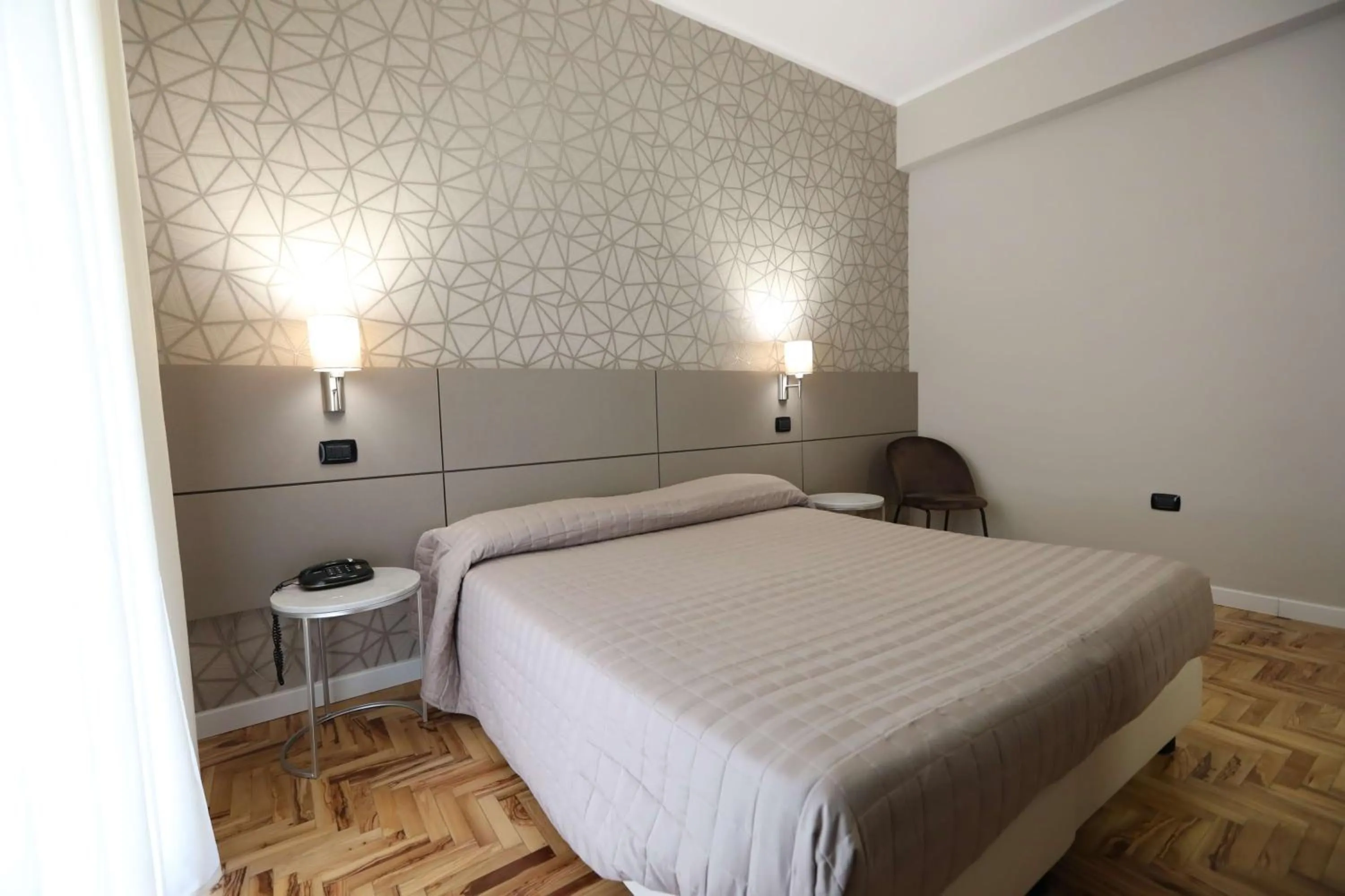 Double or Twin Room in Royal Hotel