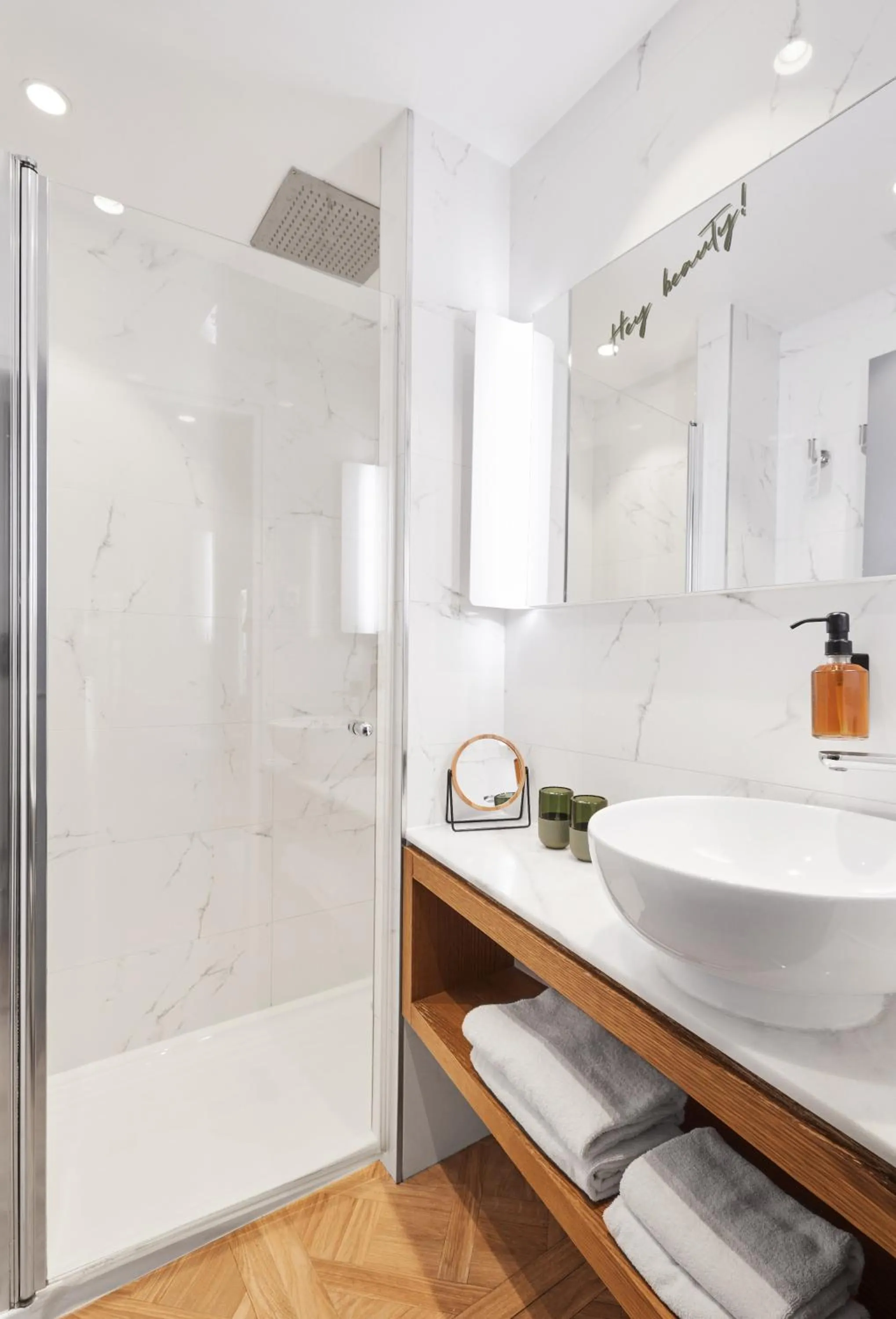 Deluxe Double or Twin Room in Hotel Petit Lafayette