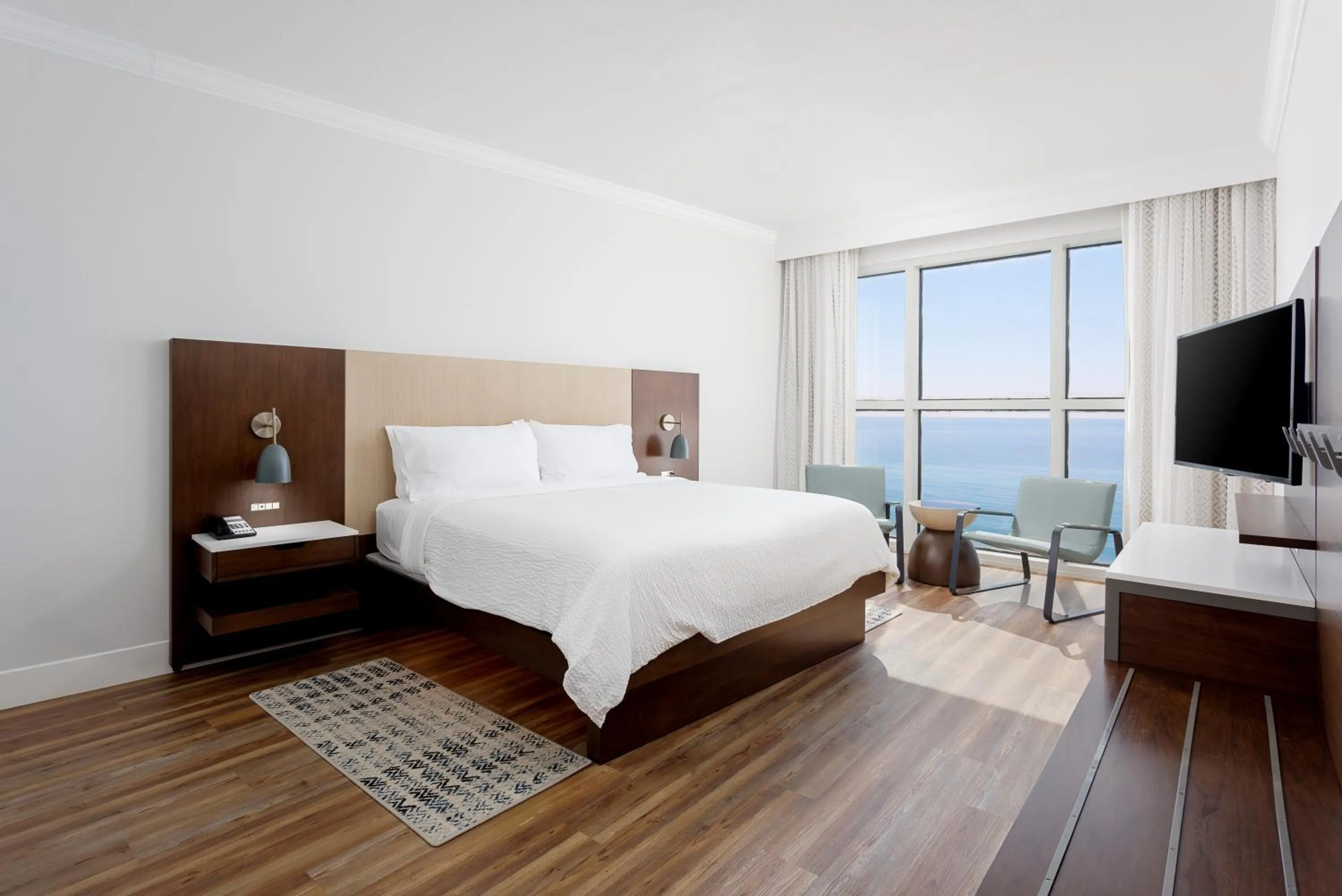 King Suite in Holiday Inn Express Pensacola Beach by IHG