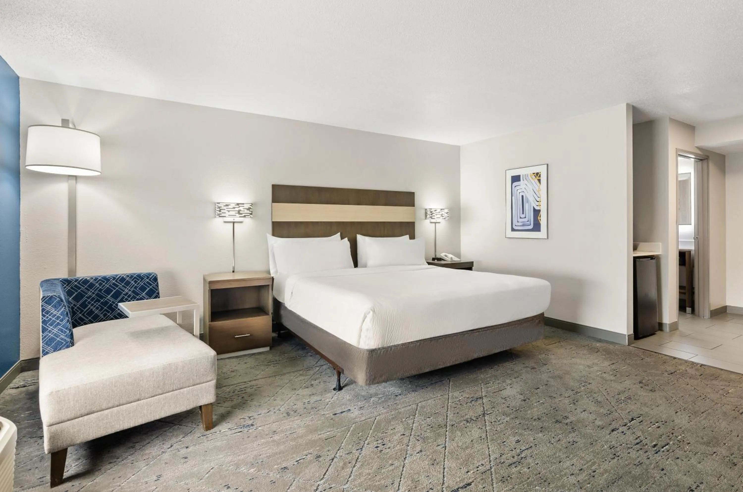Standard King Room in Holiday Inn Express Princeton/I-77 by IHG