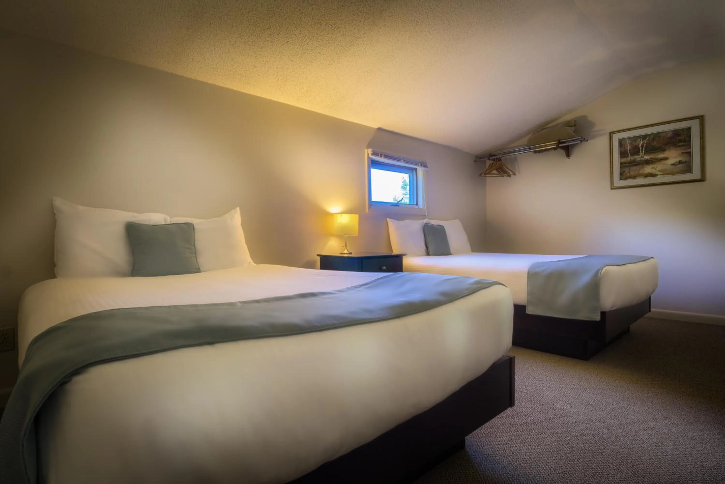 Loft Suite in Sun & Ski Inn and Suites