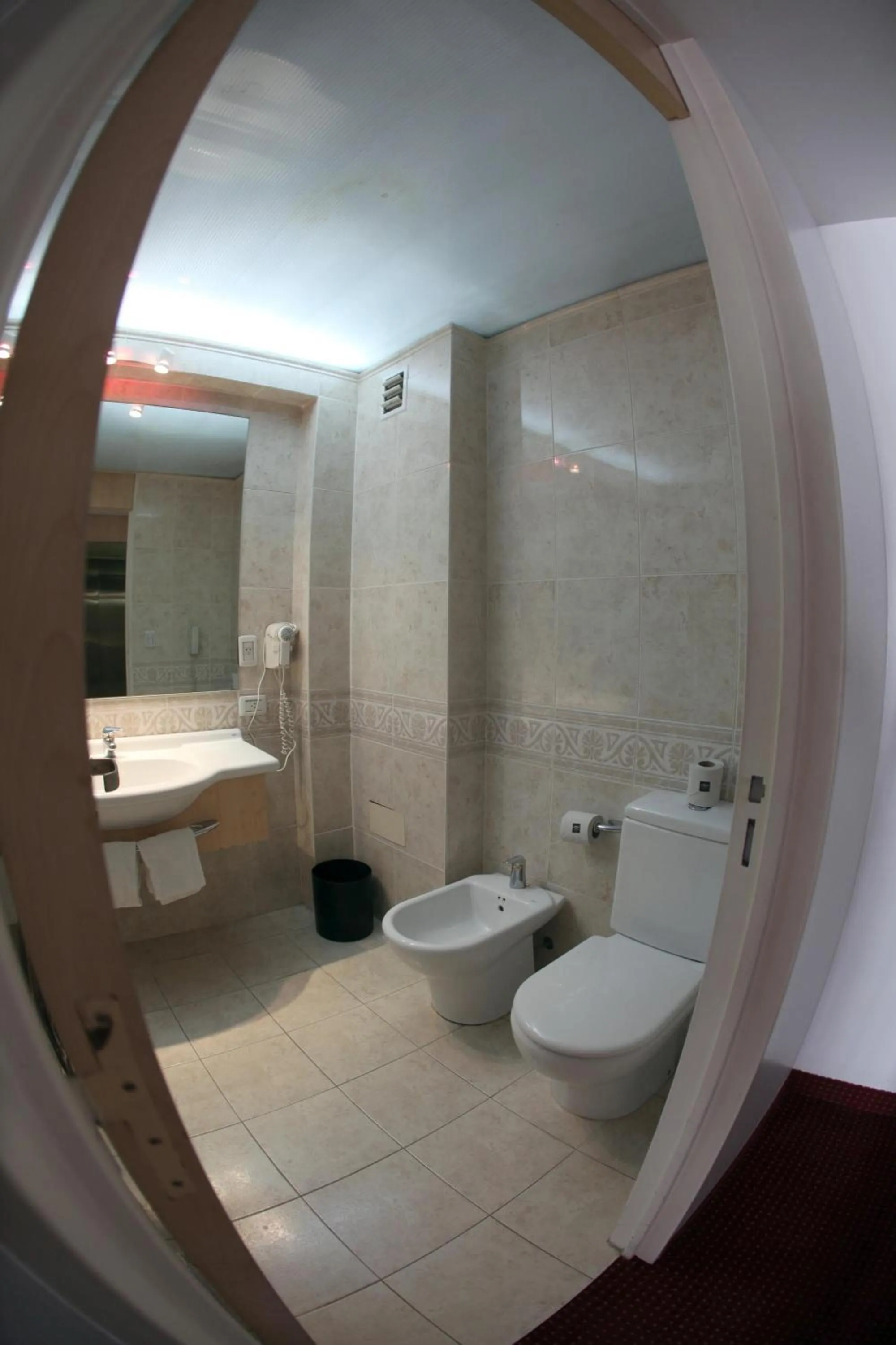 Standard Triple Room in Cristal Palace Hotel