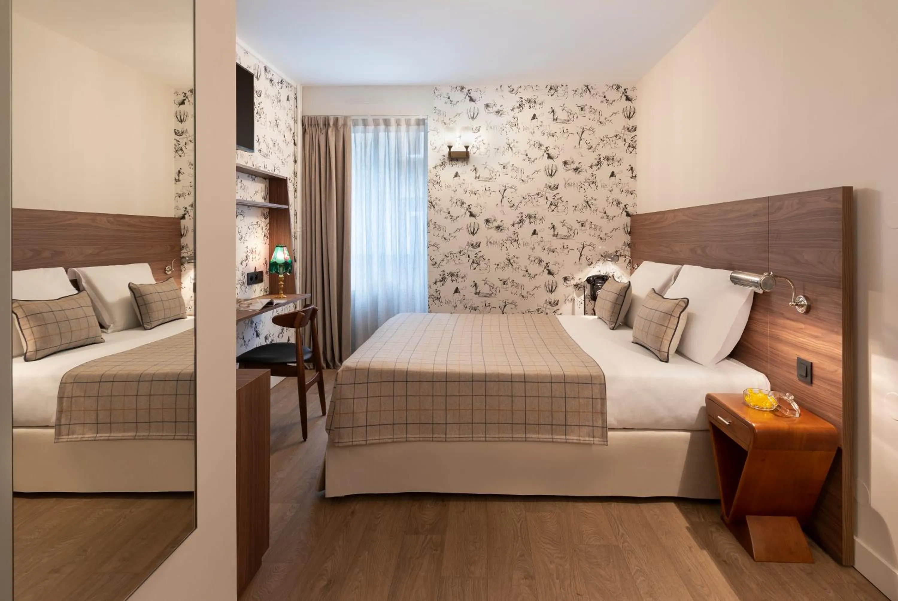 Superior Triple Room in Maison Barbillon Grenoble - Centre Gare