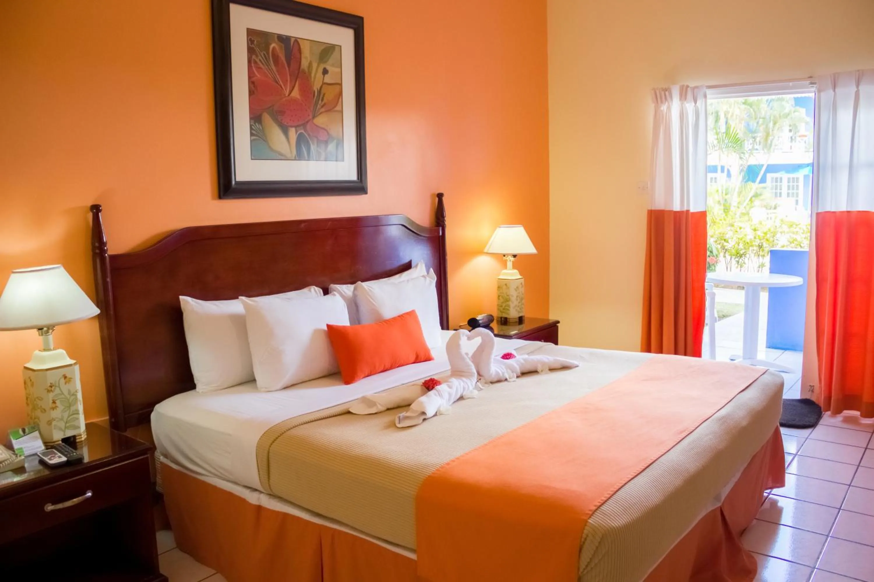 Superior Room King in Bay Gardens Inn