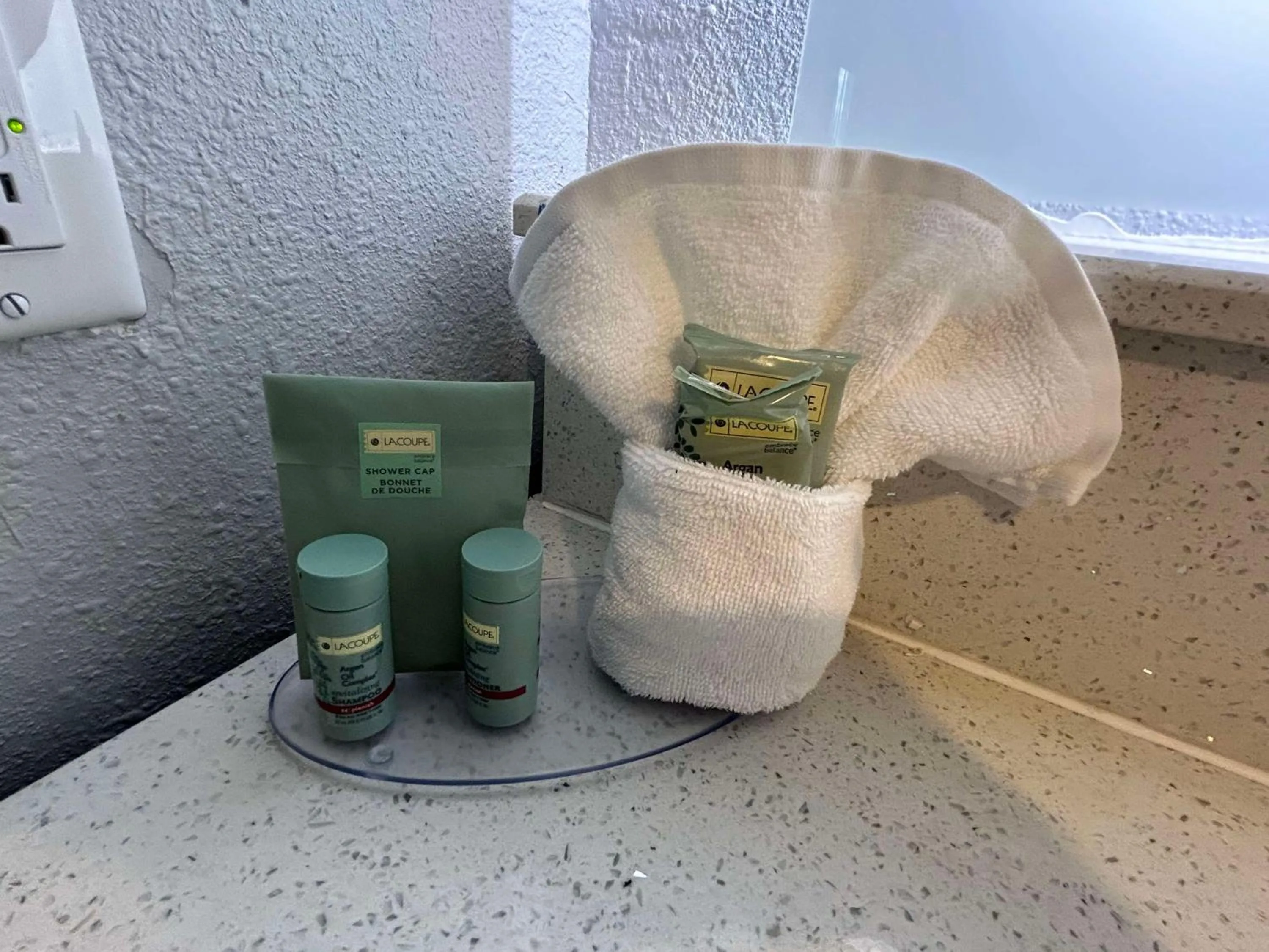 King Room with Walk-In Shower - Disability Access/Non-Smoking in Best Western Carlisle South