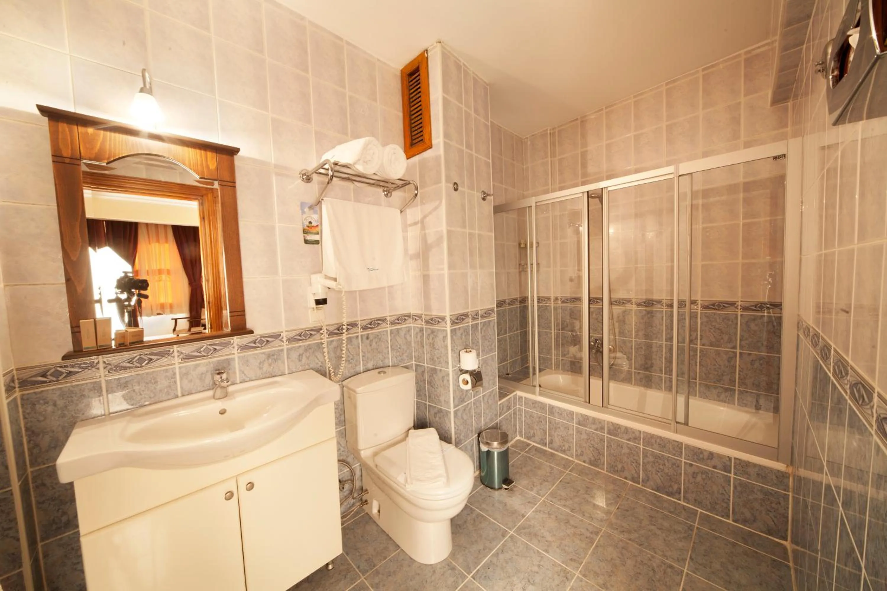 Standard Family Room in Turquhouse Hotel