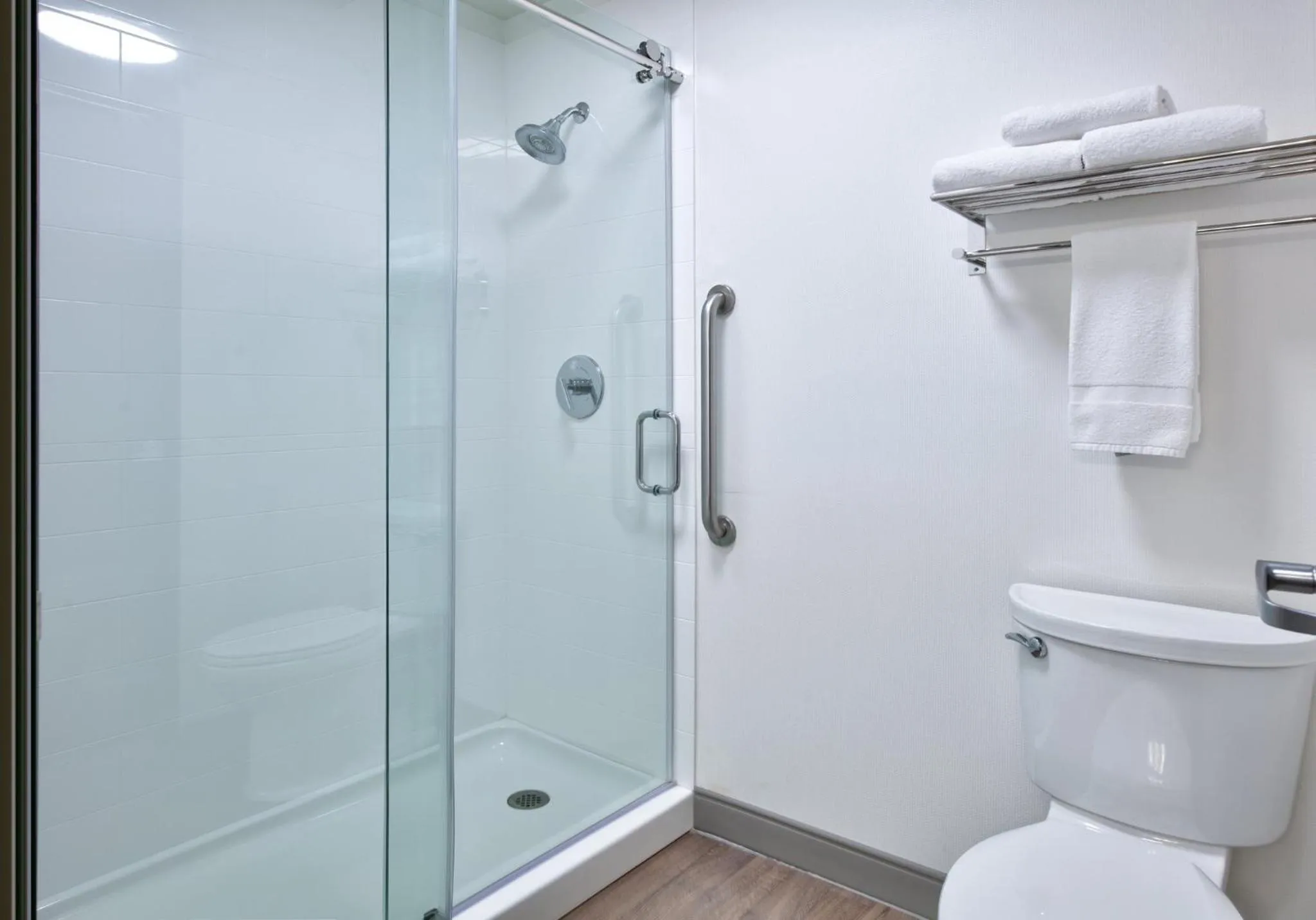 King Room - Ground Floor in Holiday Inn Express Spokane-Valley by IHG