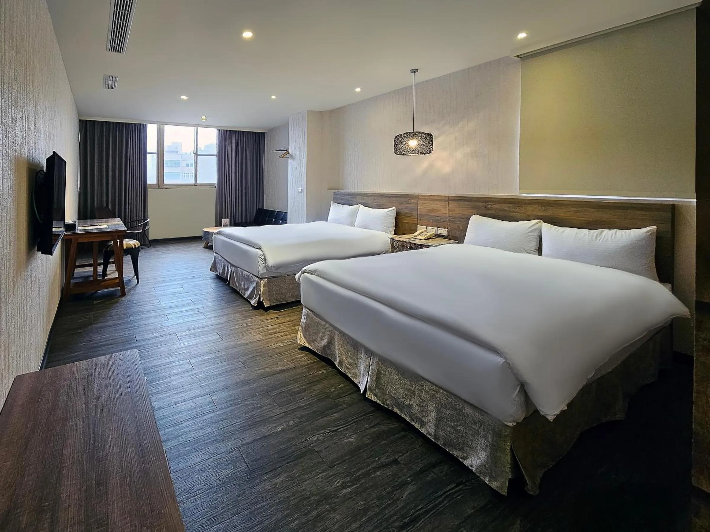 Deluxe Quadruple Room in Herb Art Hotel