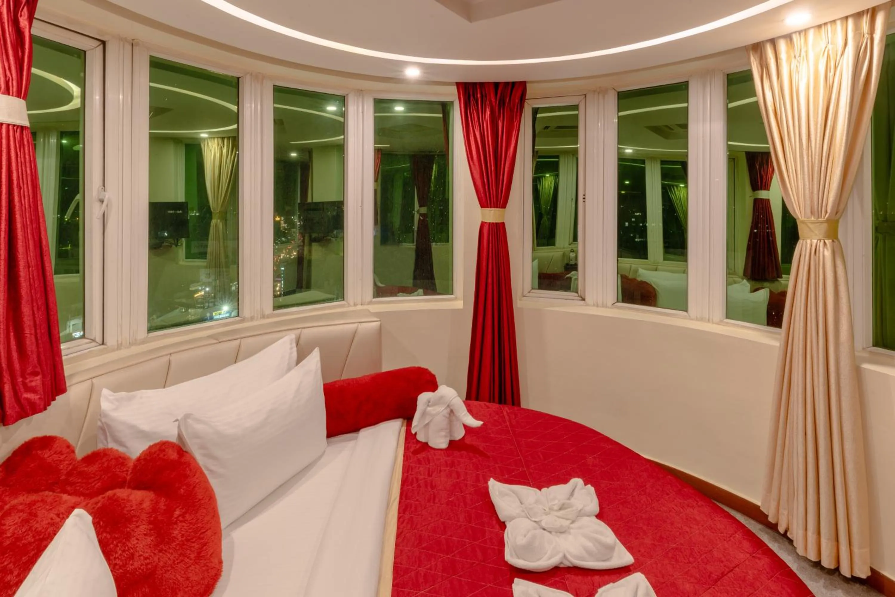 Tower Suite in Hotel Patliputra Continental