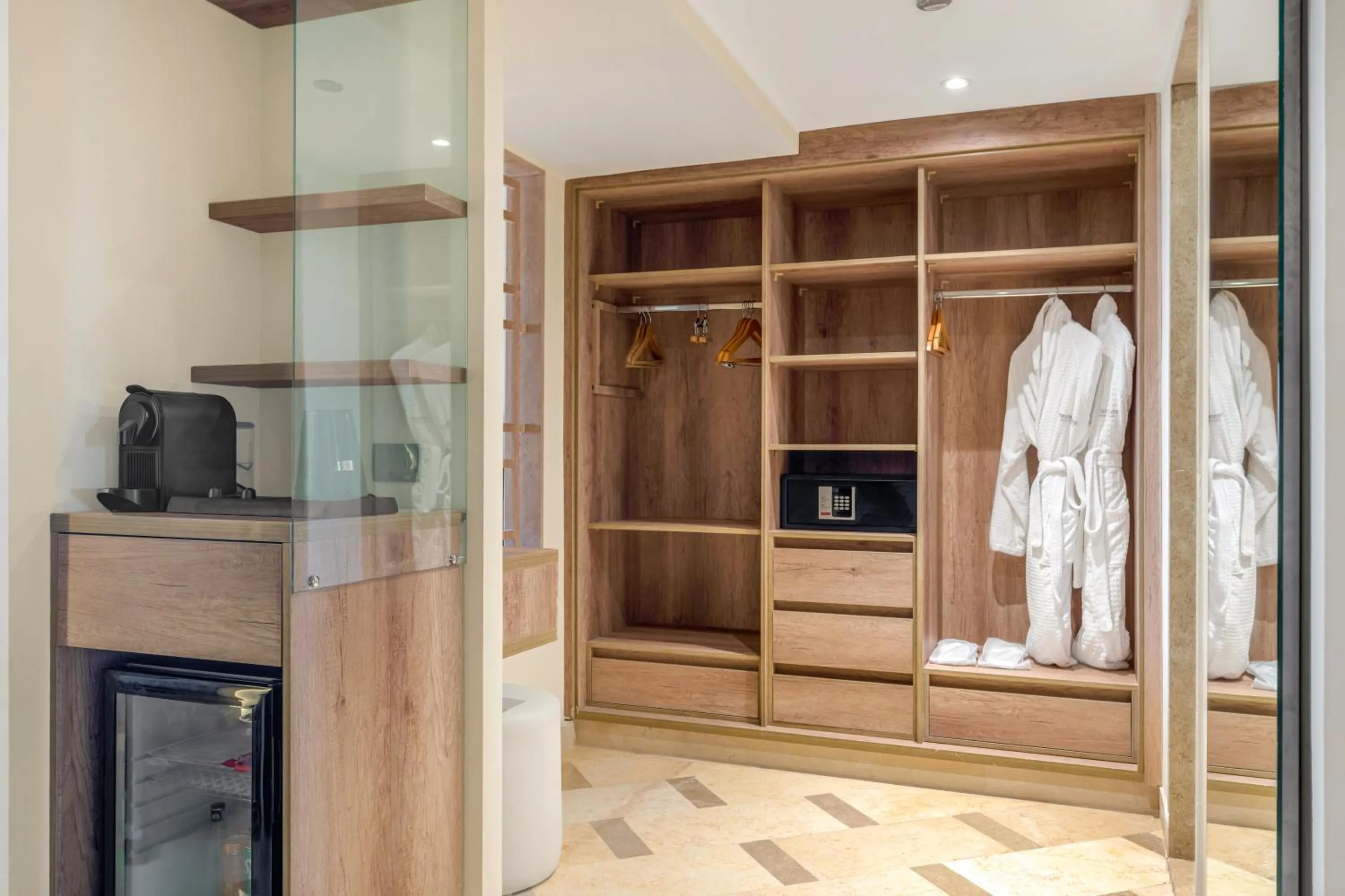 Honeymoon Package in Steigenberger Aldau Beach Hotel