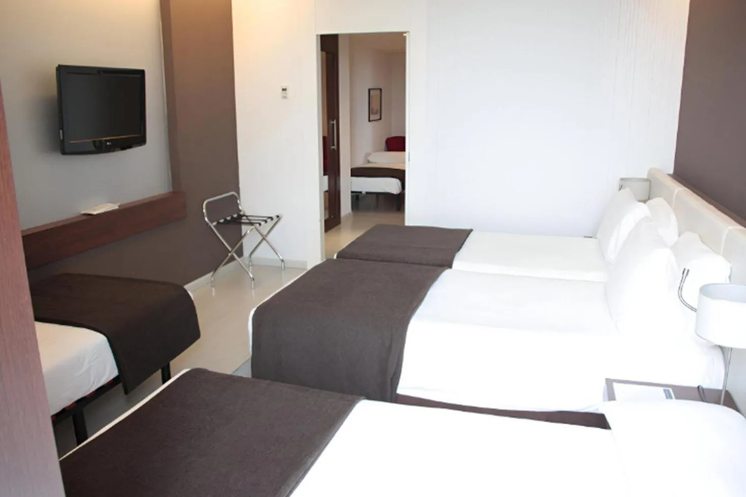 Quintuple Room in Hotel Diagonal Plaza