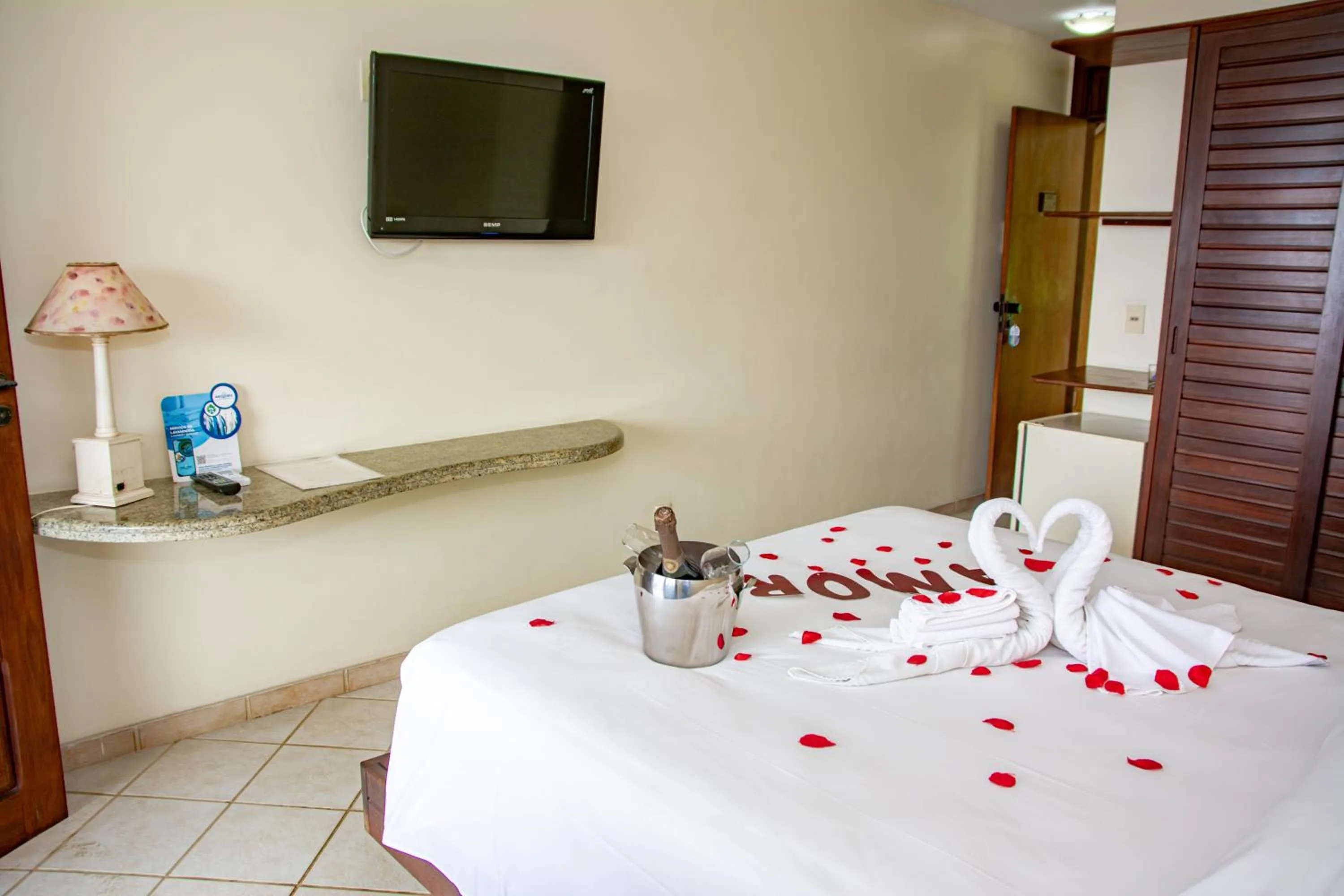 Double Room in O Tempo e o Vento