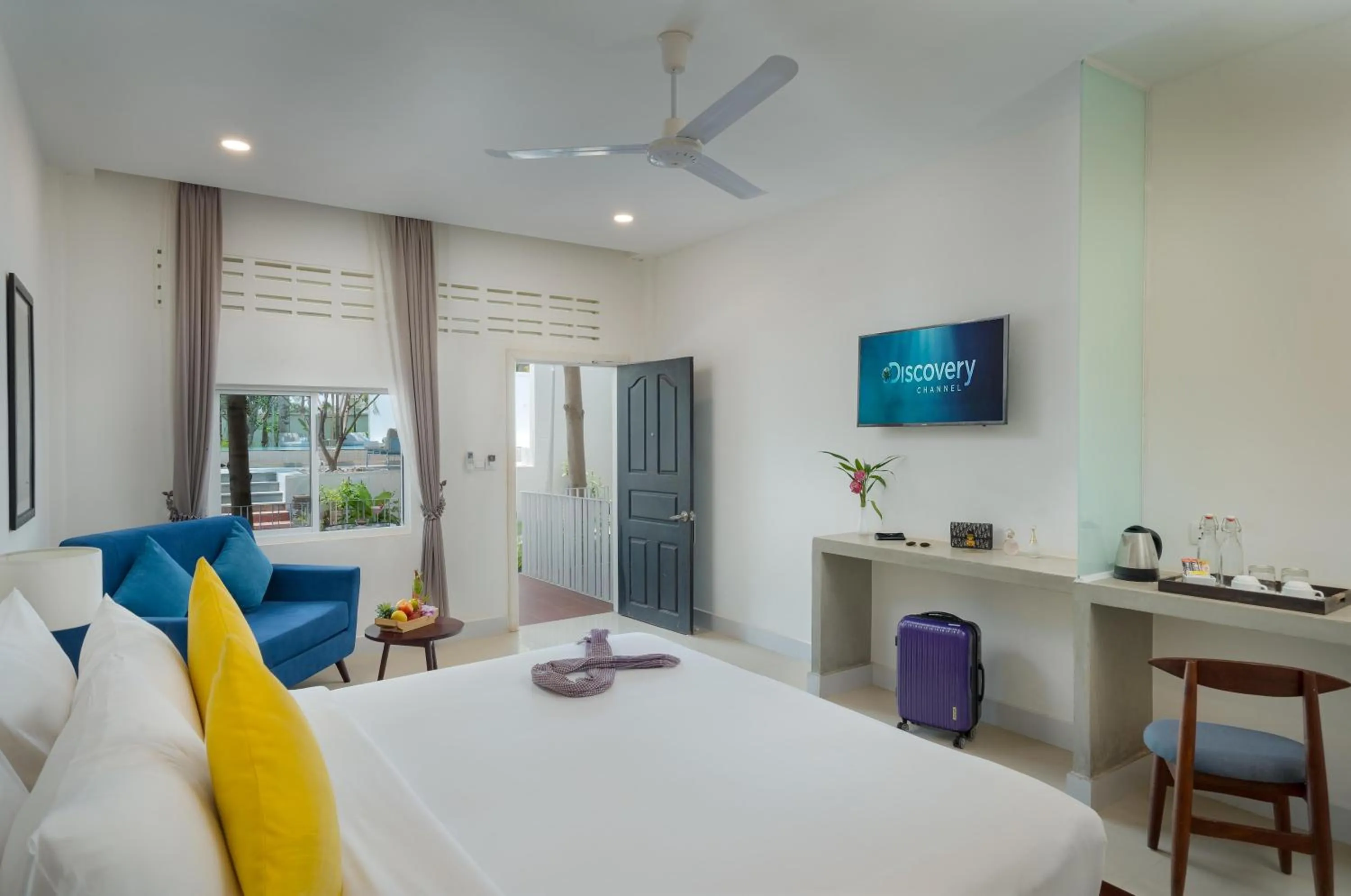 Deluxe King Room in Elysium Suite