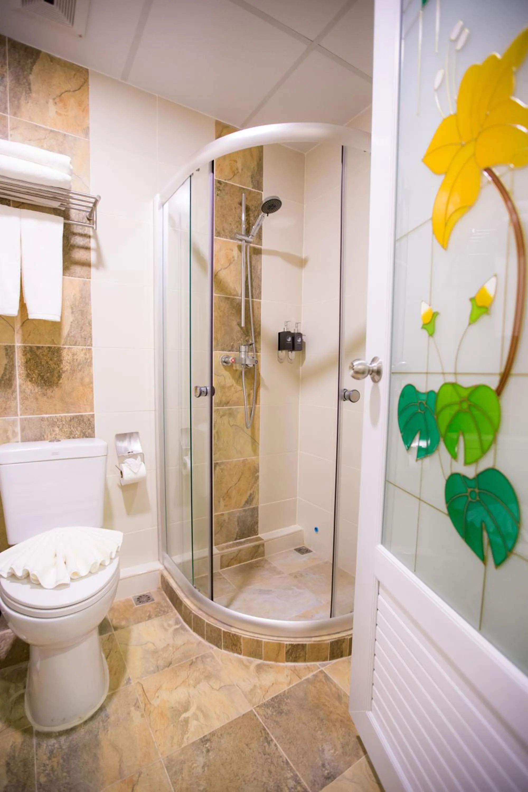 Superior King Bed with Balcony in Hi Chiangrai Hotel